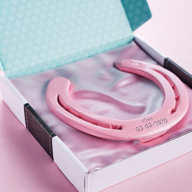 Baby pink birth horseshoe