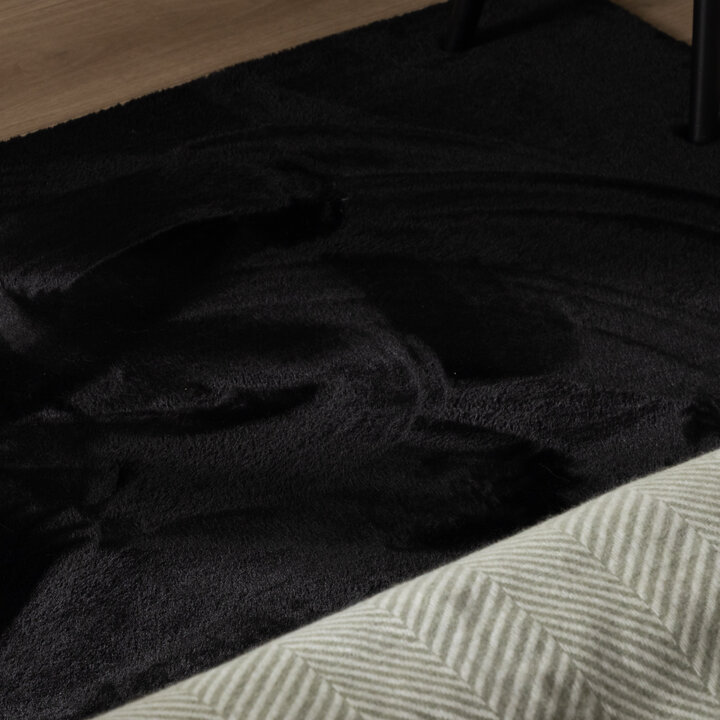 Tapis de couloir doux à poils courts - Cozy Noir