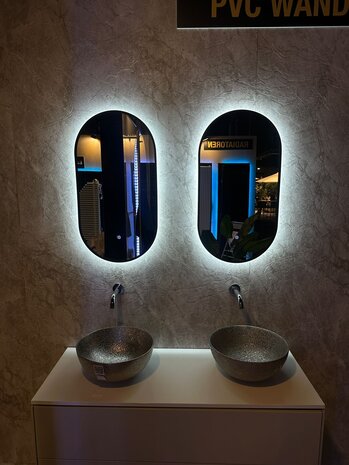 Oppio ELLIPS - 50x100 CM ( ZWART ) Toilet / Badkamerspiegel met verlichting Oppio ELLIPS - 50x100 CM ( ZWART ) Toilet / Badkamerspiegel met verlichting