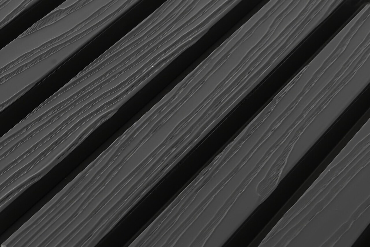 Oppio Sample - BLACK -  Zwarte strepen - Gevelbekleding – Composiet | 290 x 22 cm | Gevel | Tuin