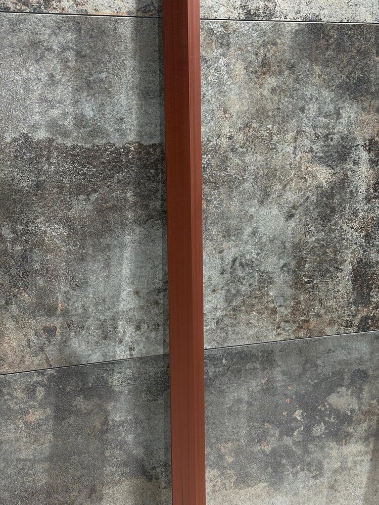 Oppio ROSEWOOD - HOEKPROFIEL 290x5x5 cm WPC ( 360° volledig bedekkende beschermlaag )