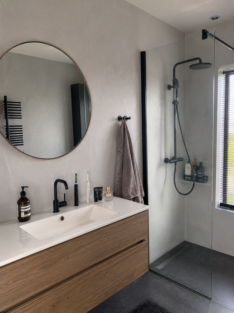 €54 PER PANEEL - 120x280x0,3 cm - PVC Wandpaneel SLATE PERLA - MAT €54 PER PANEEL - 120x280x0,3 cm - PVC Wandpaneel SLATE PERLA - MAT