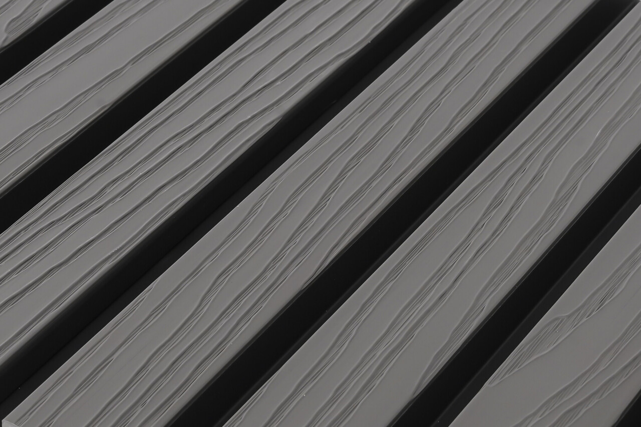 Oppio €20.99 Per Stuk - SILVER GREY - Zwarte strepen - Gevelbekleding – Composiet | 290 x 22 cm | Gevel | Tuin Oppio €20.99 Per Stuk - SILVER GREY - Zwarte strepen - Gevelbekleding – Composiet | 290 x 22 cm | Gevel | Tuin