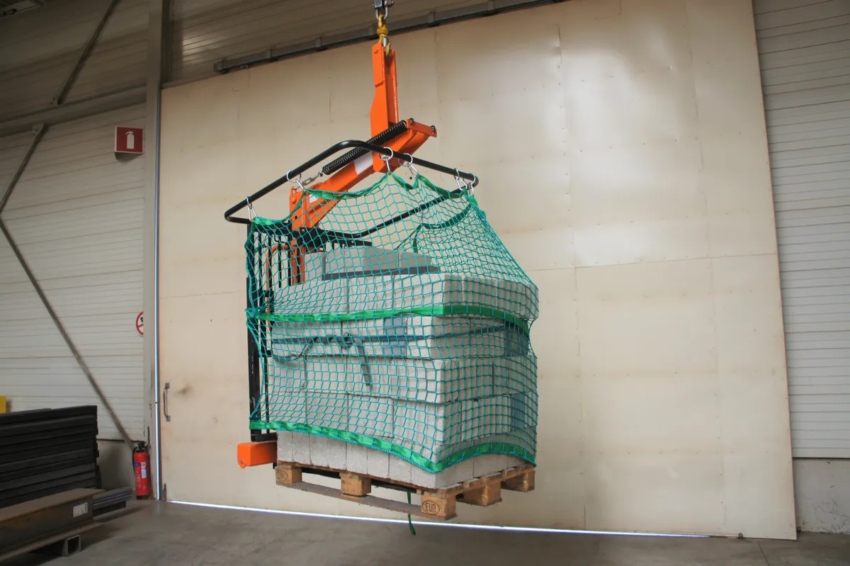 Sicherheitsnetz für Palettenhaken mit ausziehbarem Sicherheitsgitter