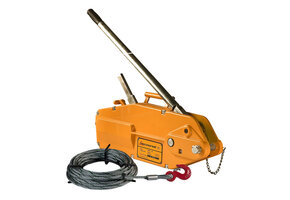 Deltafor Greifzug 5400 kg mit 20 Meter Stahlseil