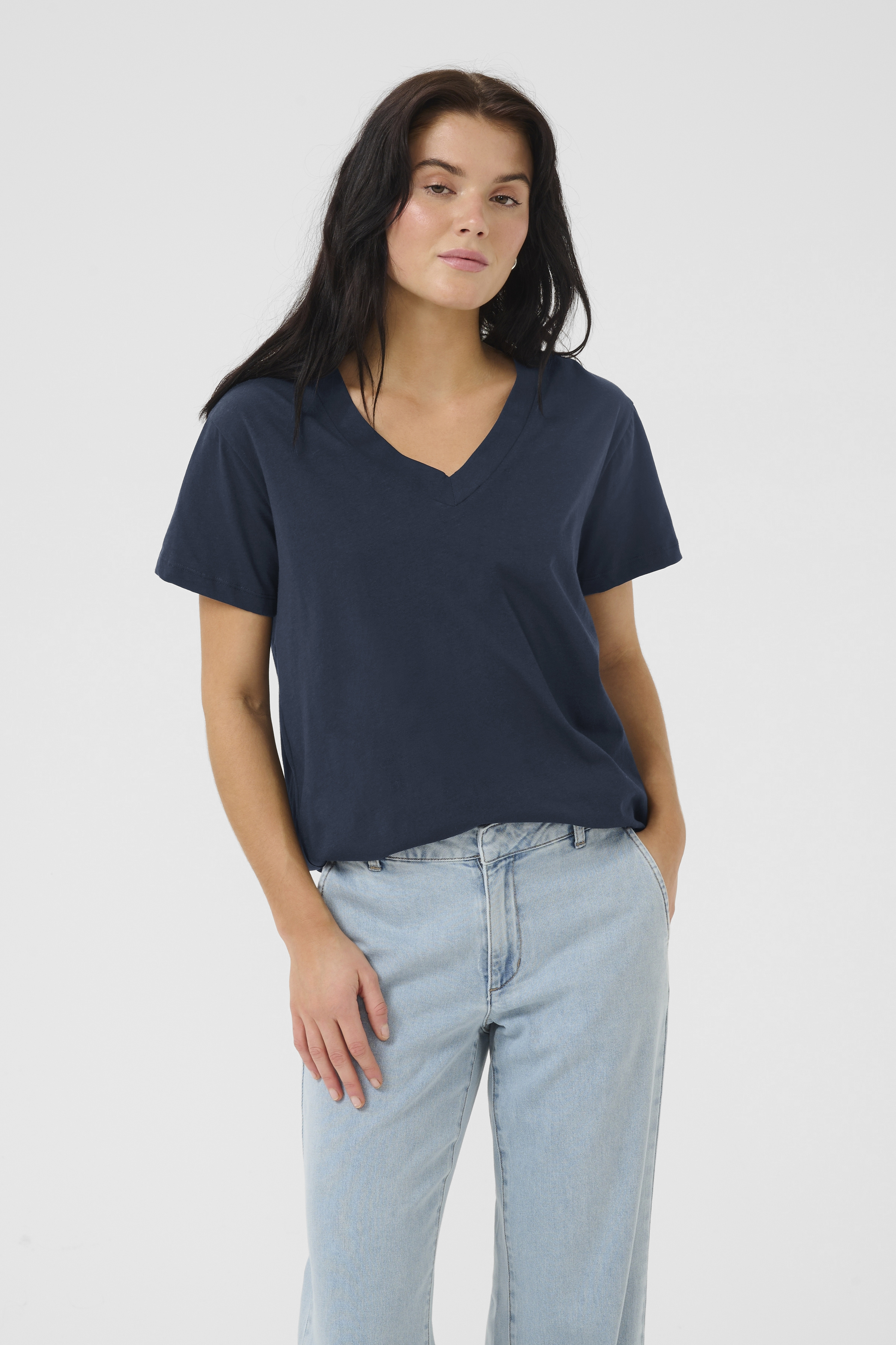 My Essential Wardrobe Hanne V-Neck Tee