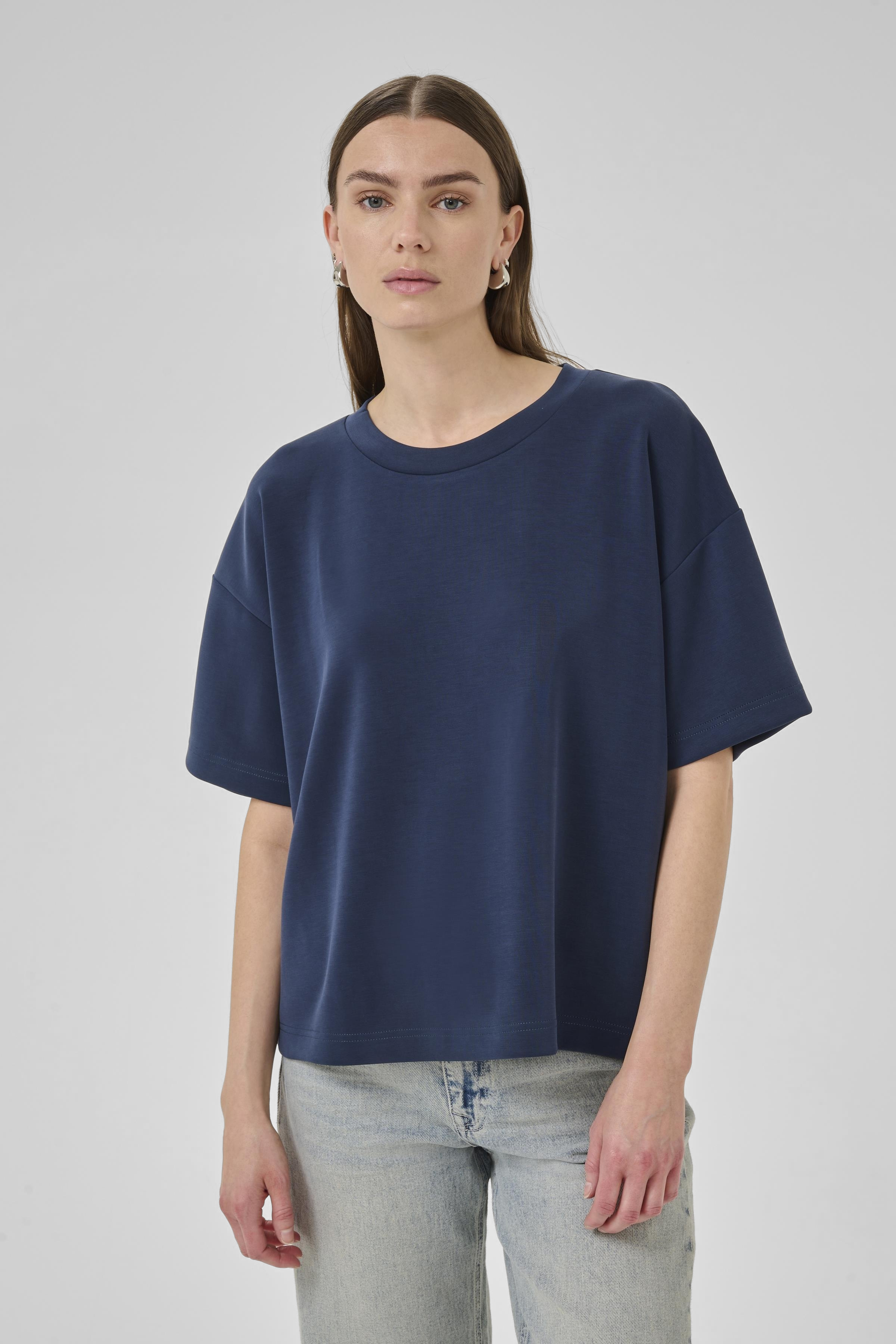 My Essential Wardrobe Helle EMB Boxy Tee