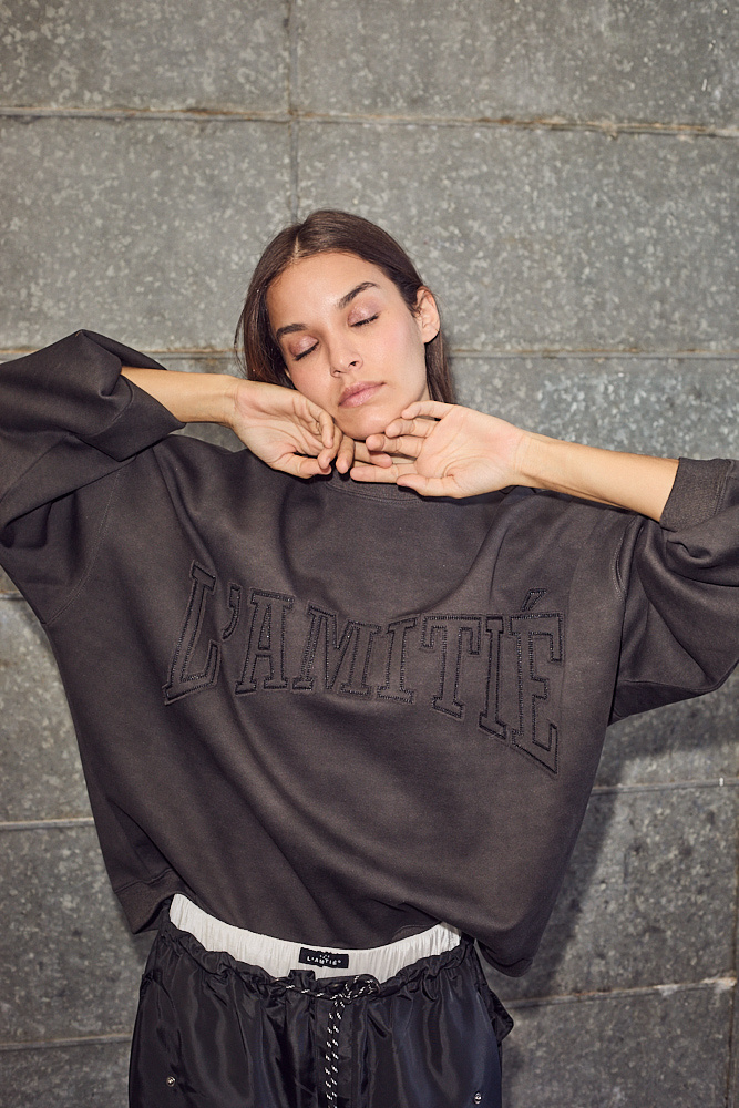 Haute L' Amitié Application Sweat