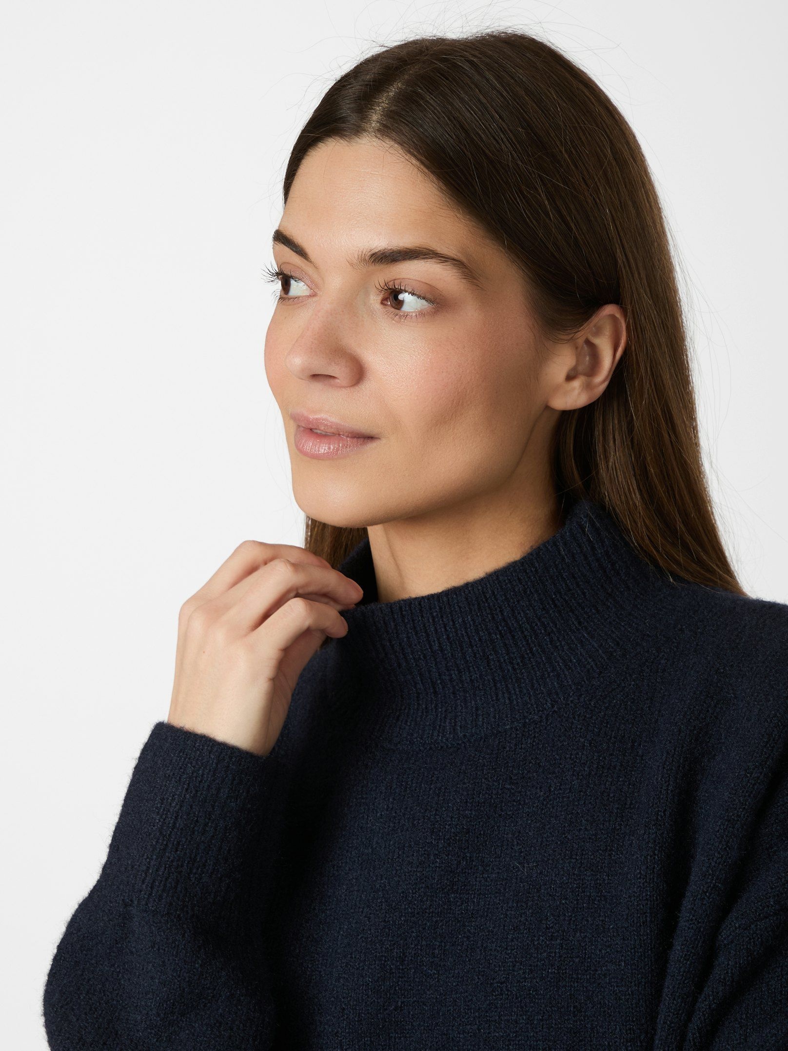 Paulina Knit Pull