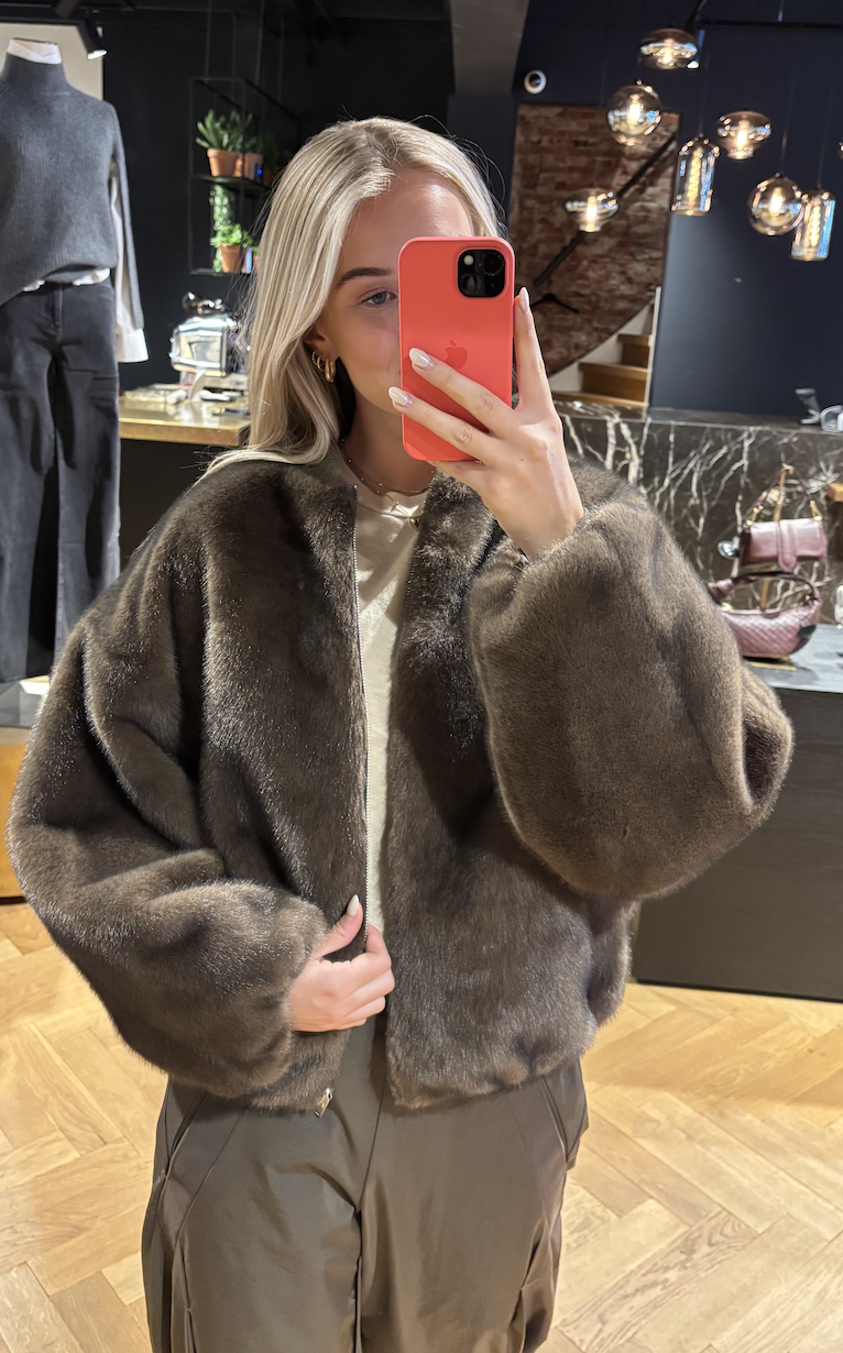 Etta faux mink