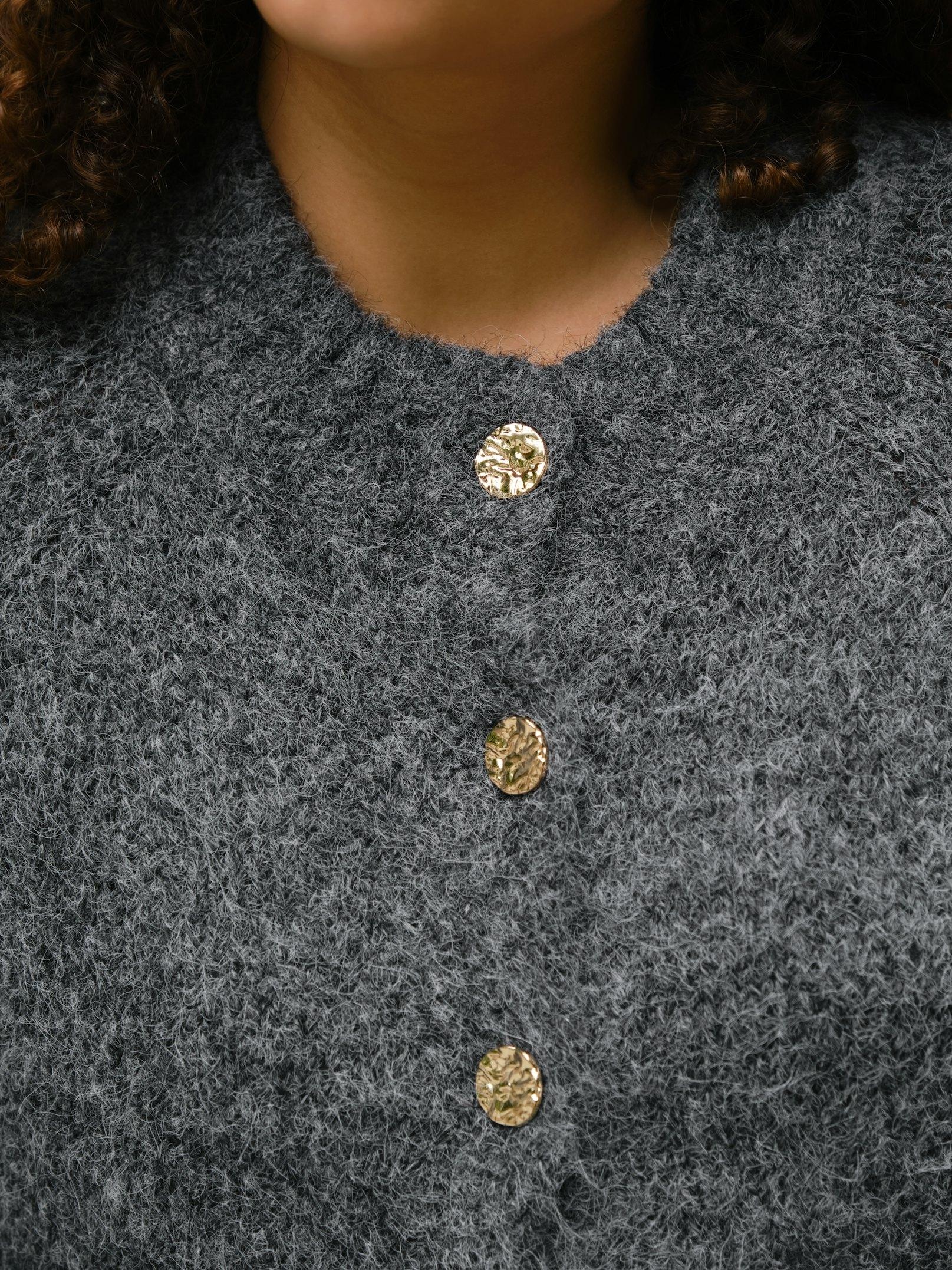 Benuta Fluffy Knit Cardigan