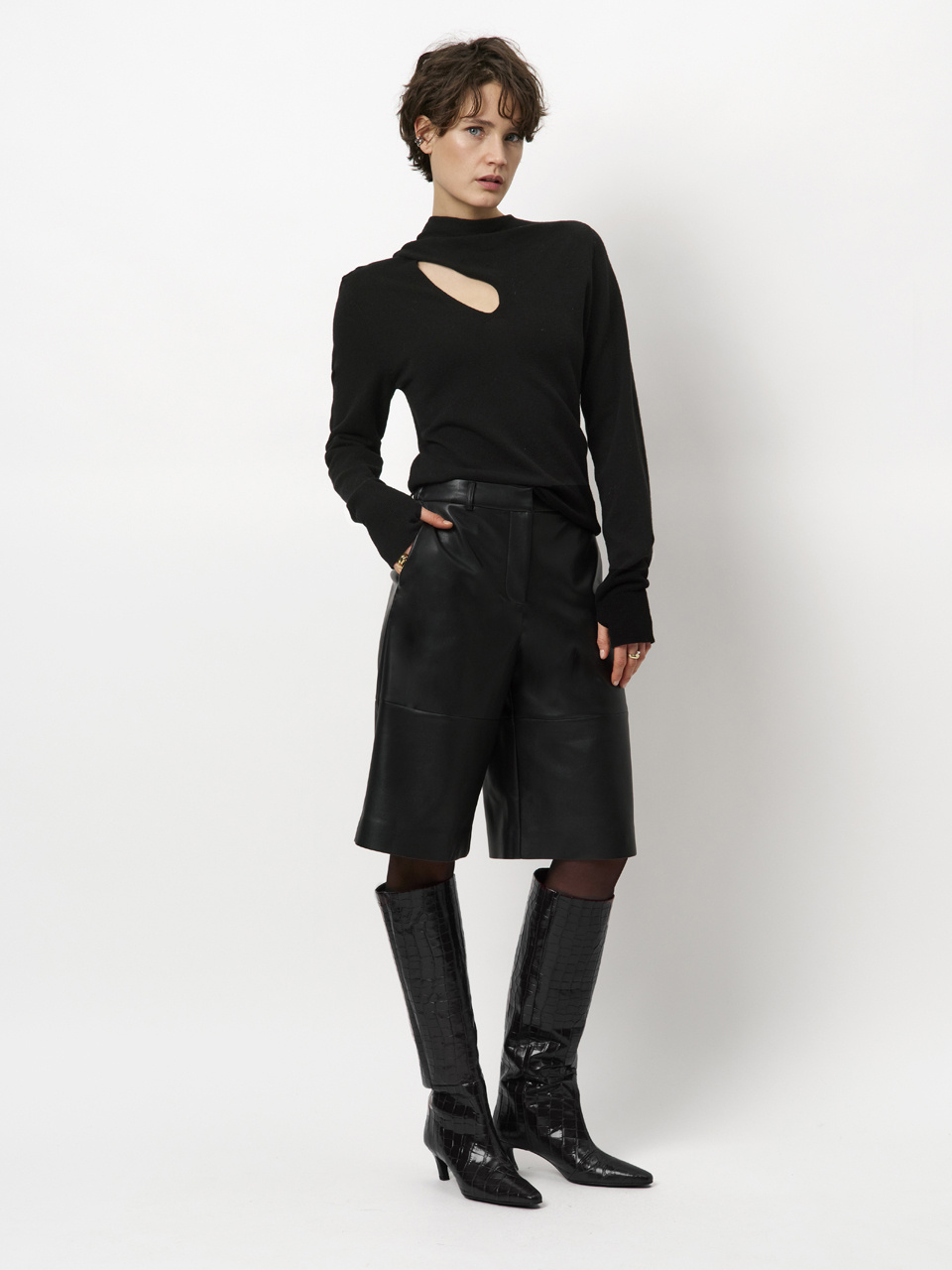 Avery faux leather bermuda