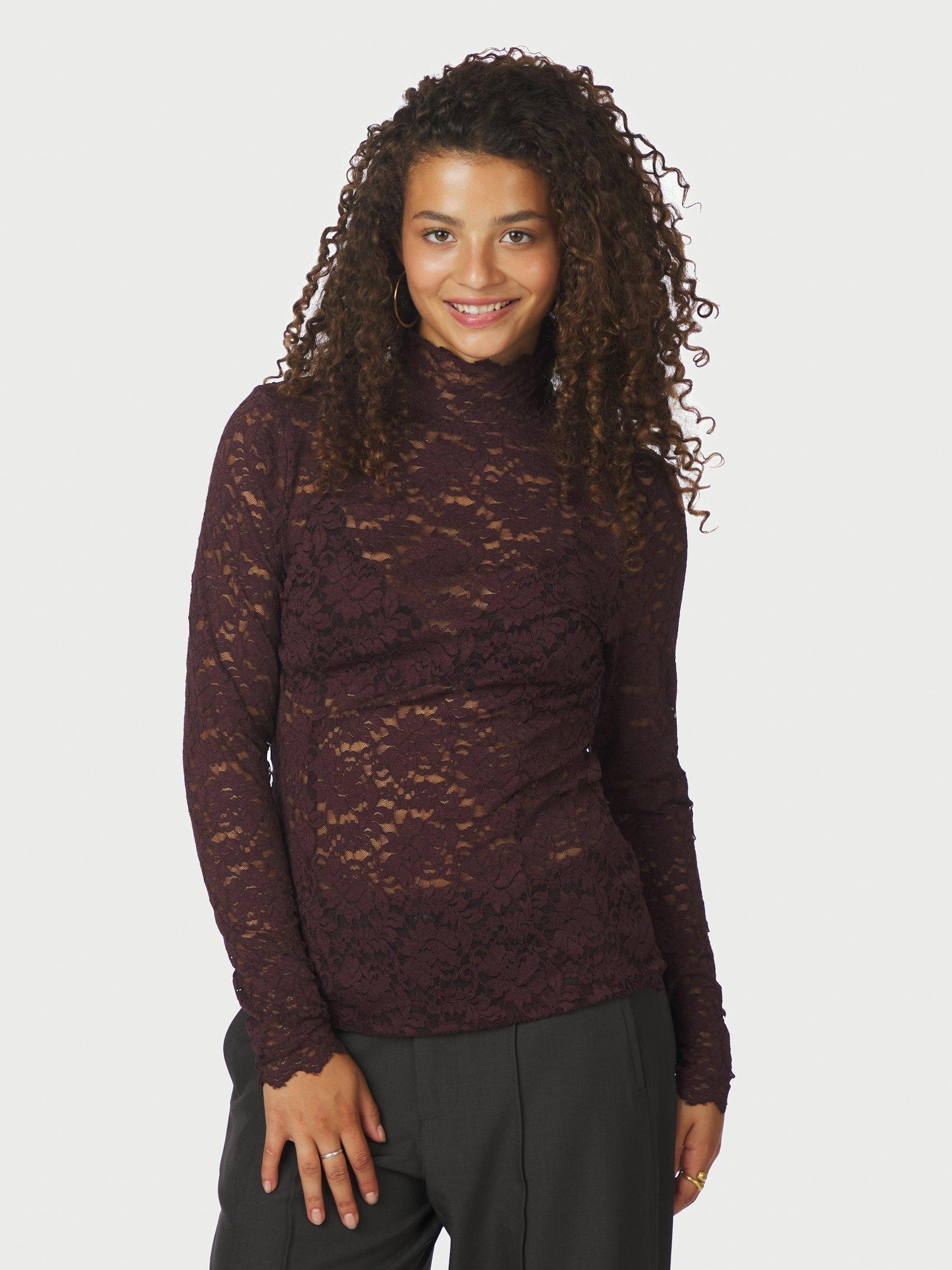 Liza Laceflower Blouse