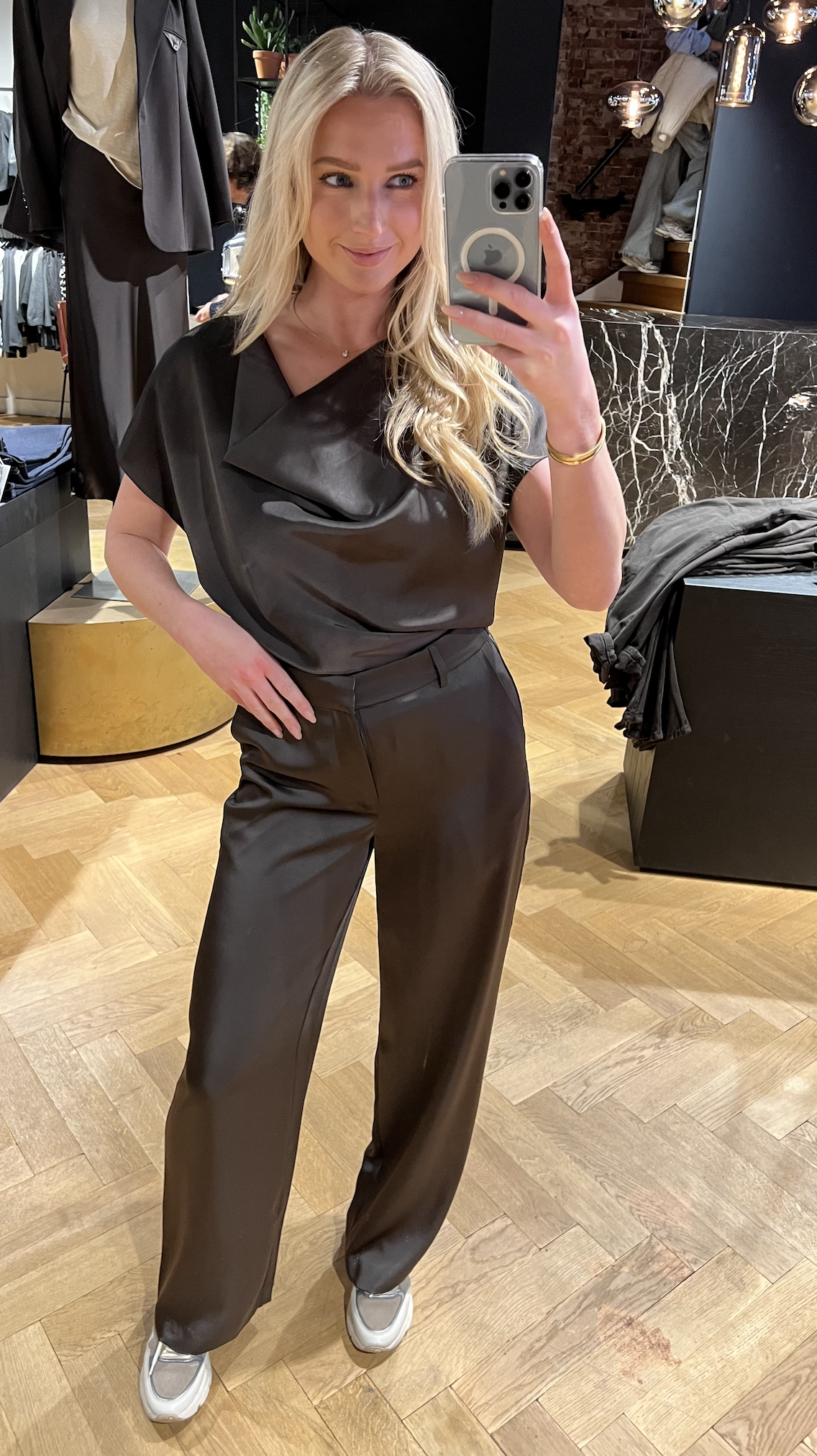 Annabeth Heavy Sateen Tee