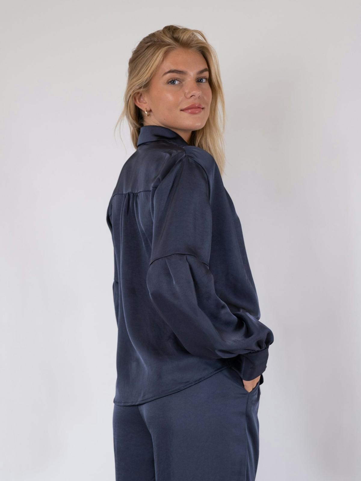 Naja Satin Shirt