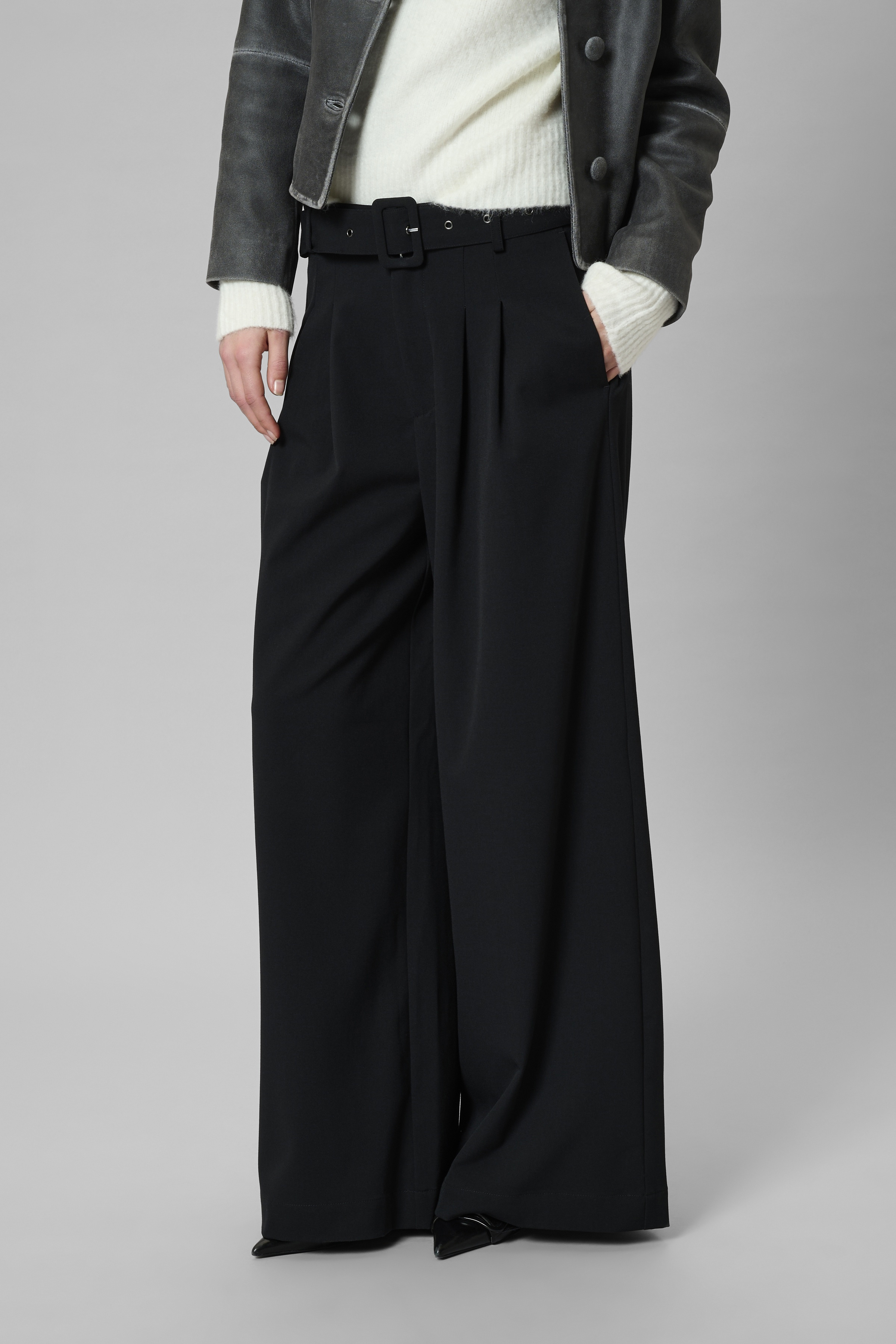 Hace Vitta High Wide Pant