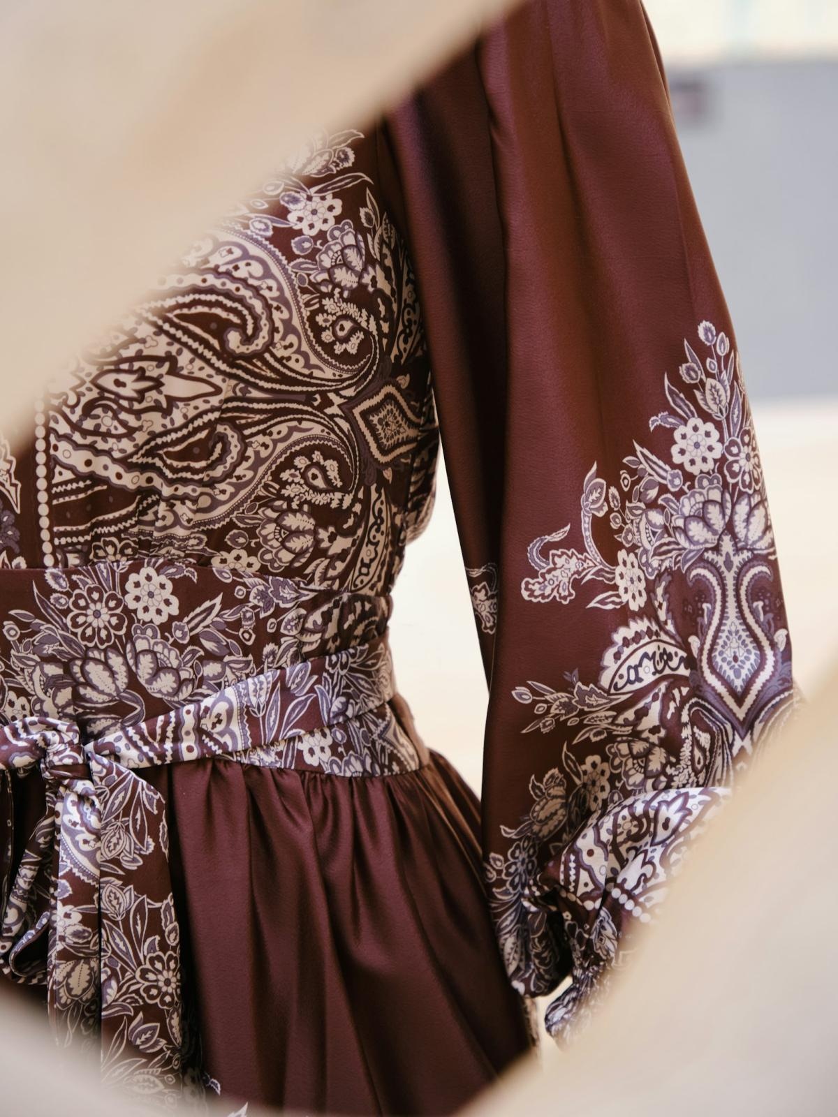 Malfida Paisley Border Dress