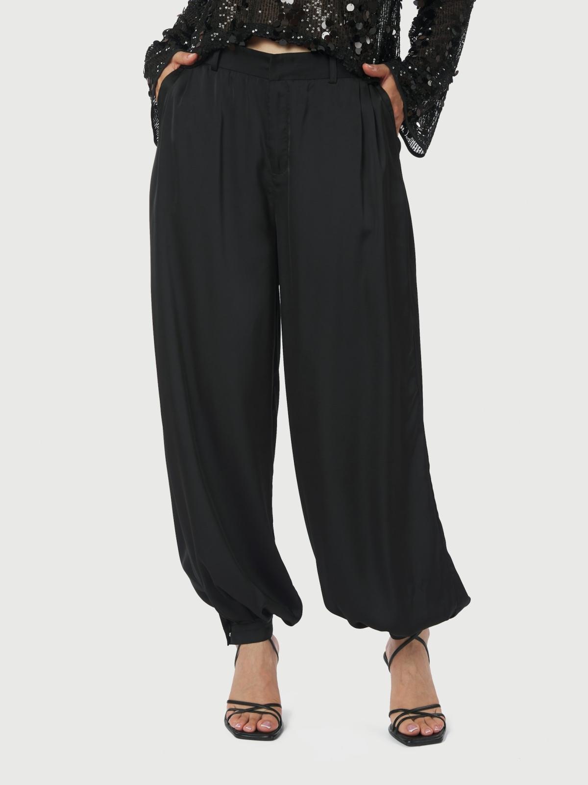 Neo Noir Fayla Drapy Satin Balloon Pants – Black | Fresh Tilburg