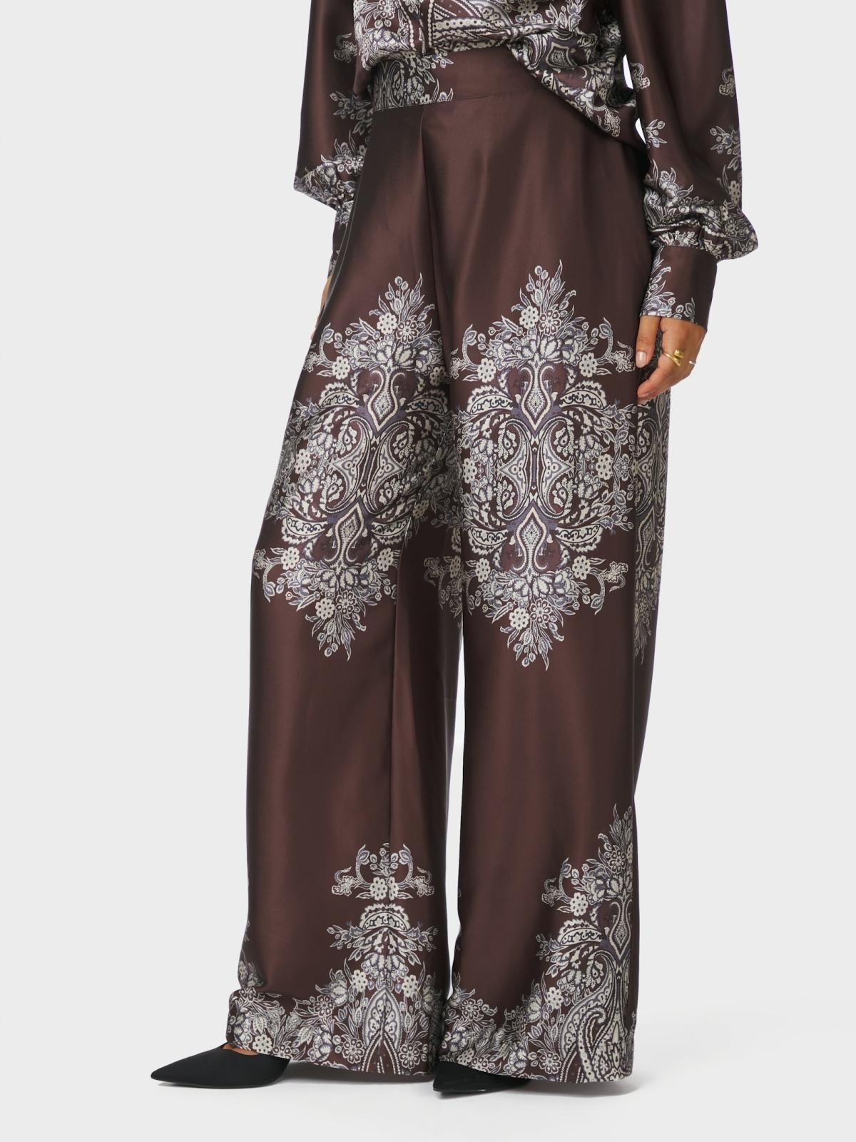 Lunet Paisley Border Pants