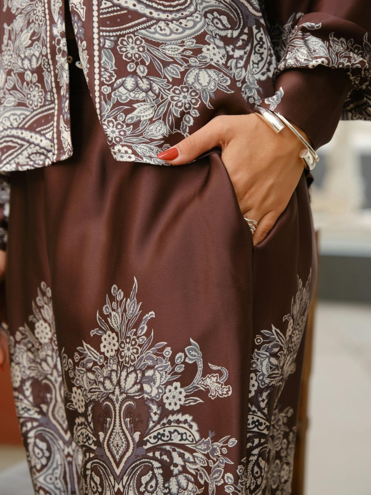 Lunet Paisley Border Pants