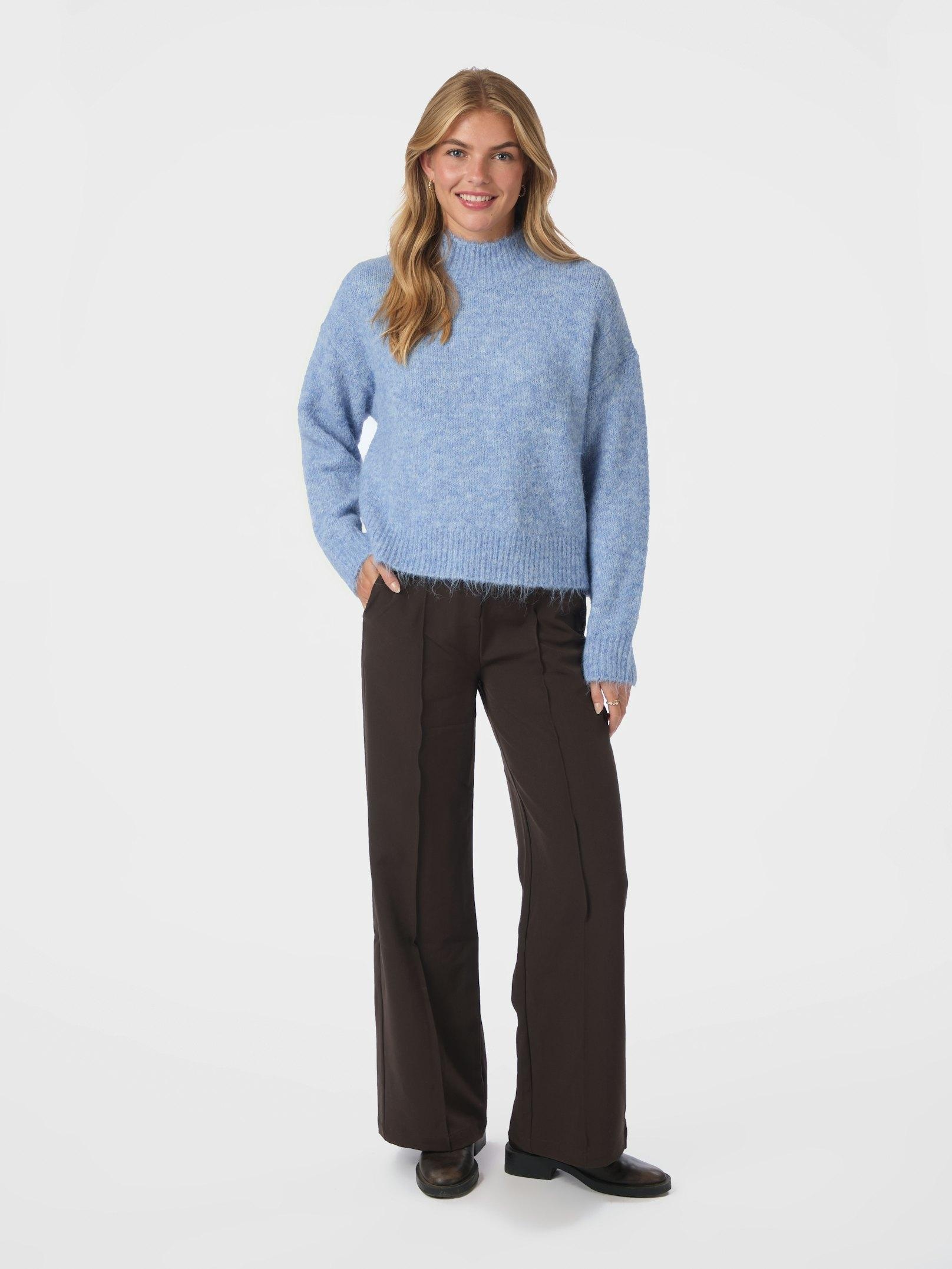 Paulina Fluffy Knit Pull