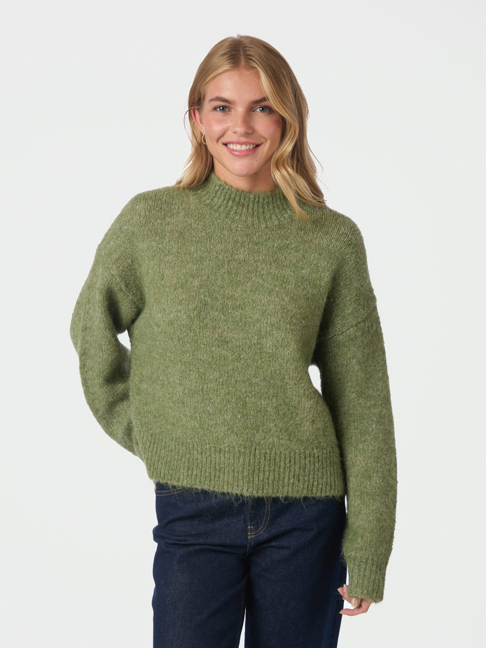 Paulina Fluffy Knit Pull
