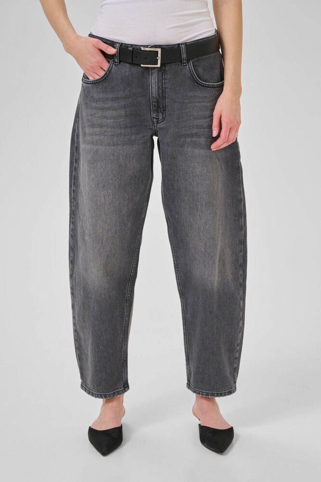 My Essential Wardrobe Baloo High Barrel Jeans