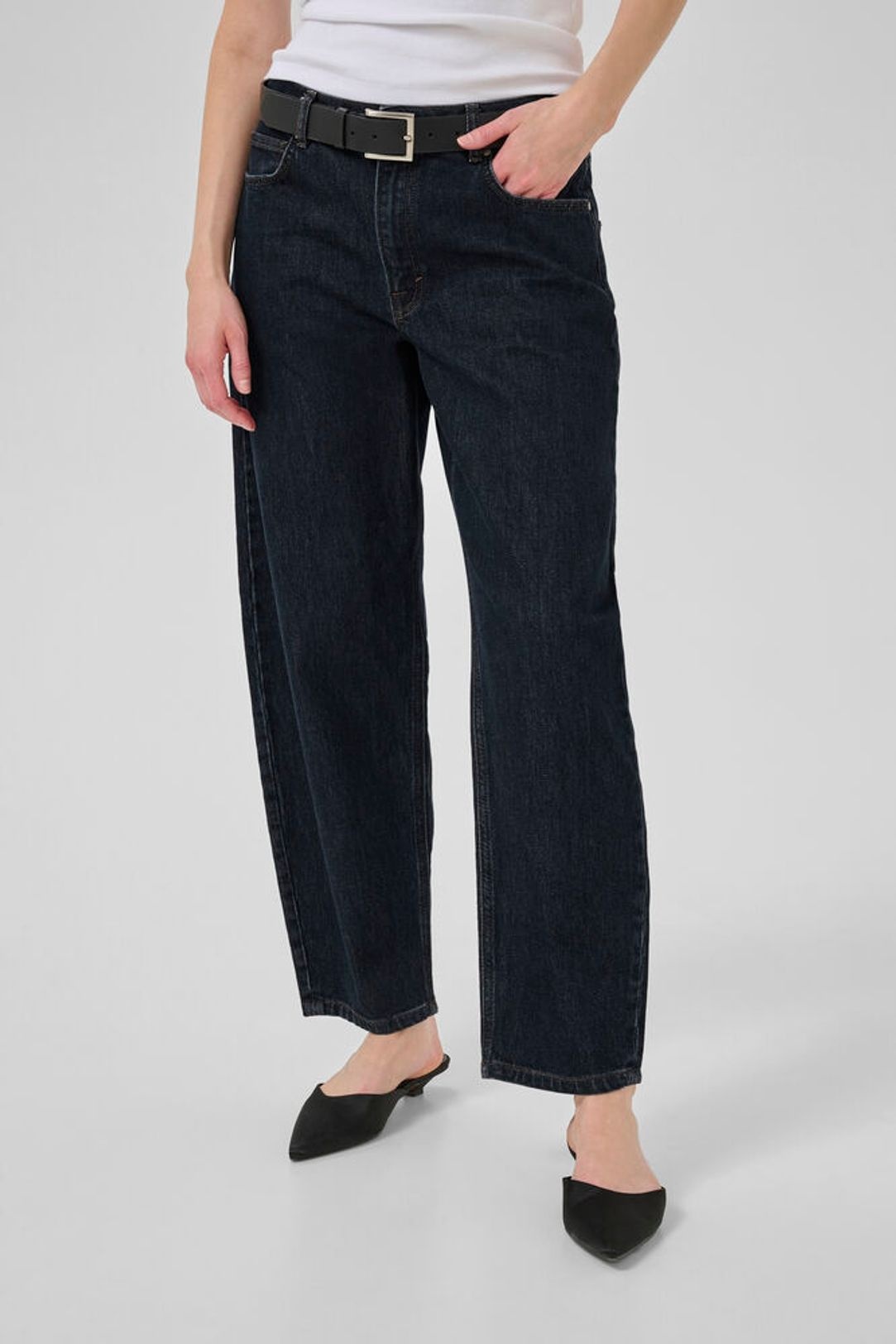 My Essential Wardrobe Baloo High Barrel Jeans