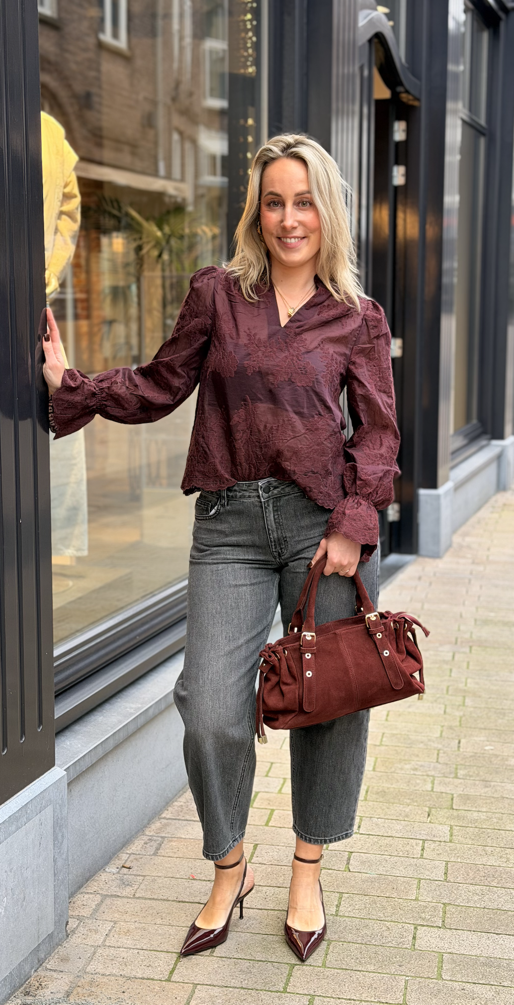 Amara Big Embroidery Blouse