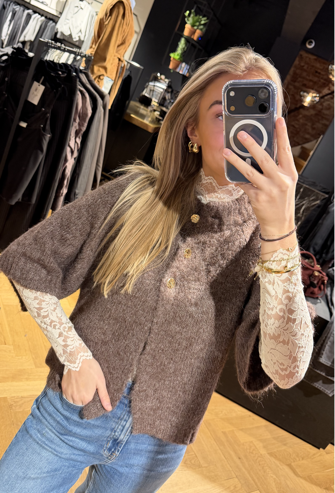 Liza Laceflower Blouse