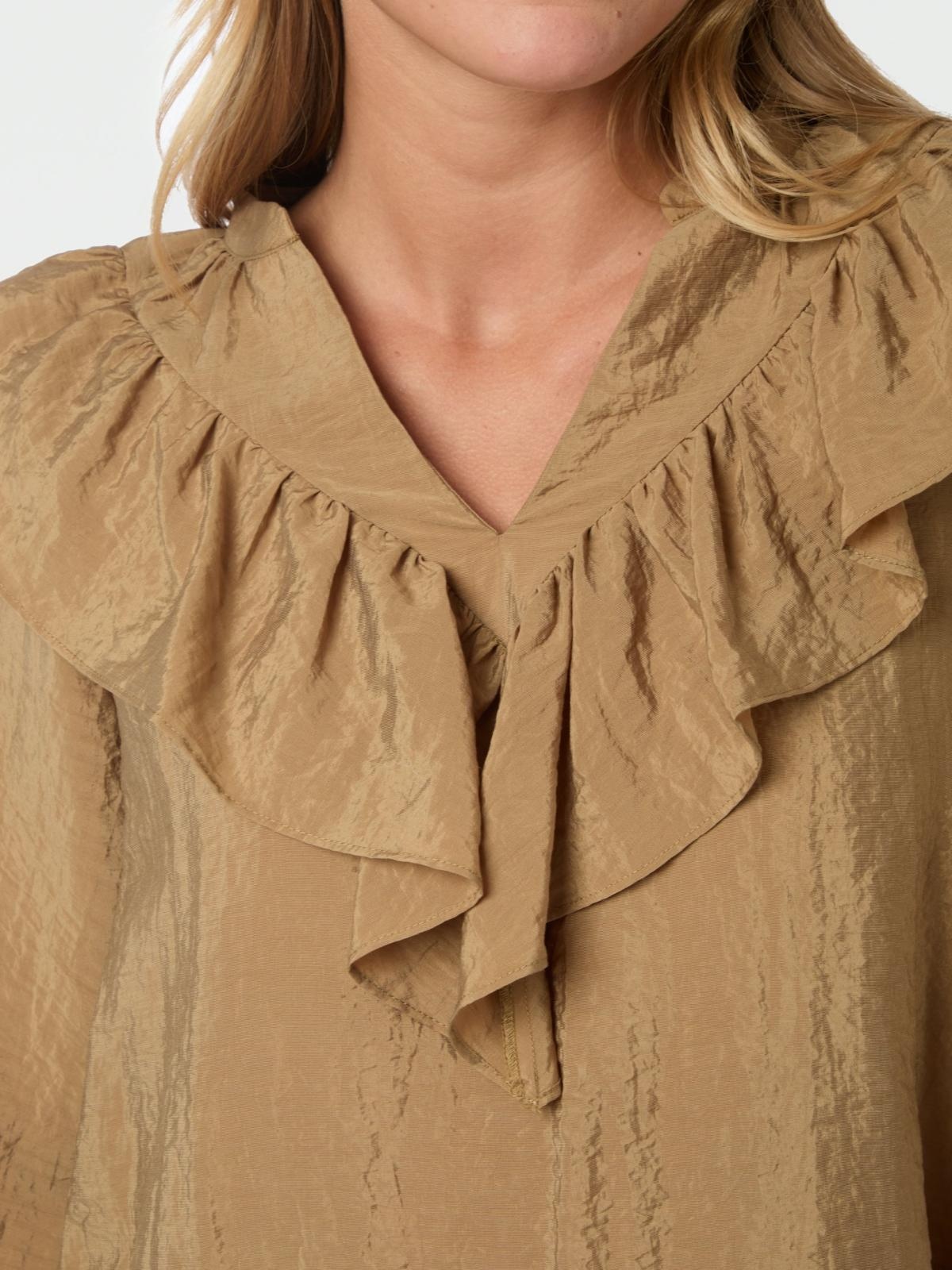 Nula Flounce Crisp Blouse