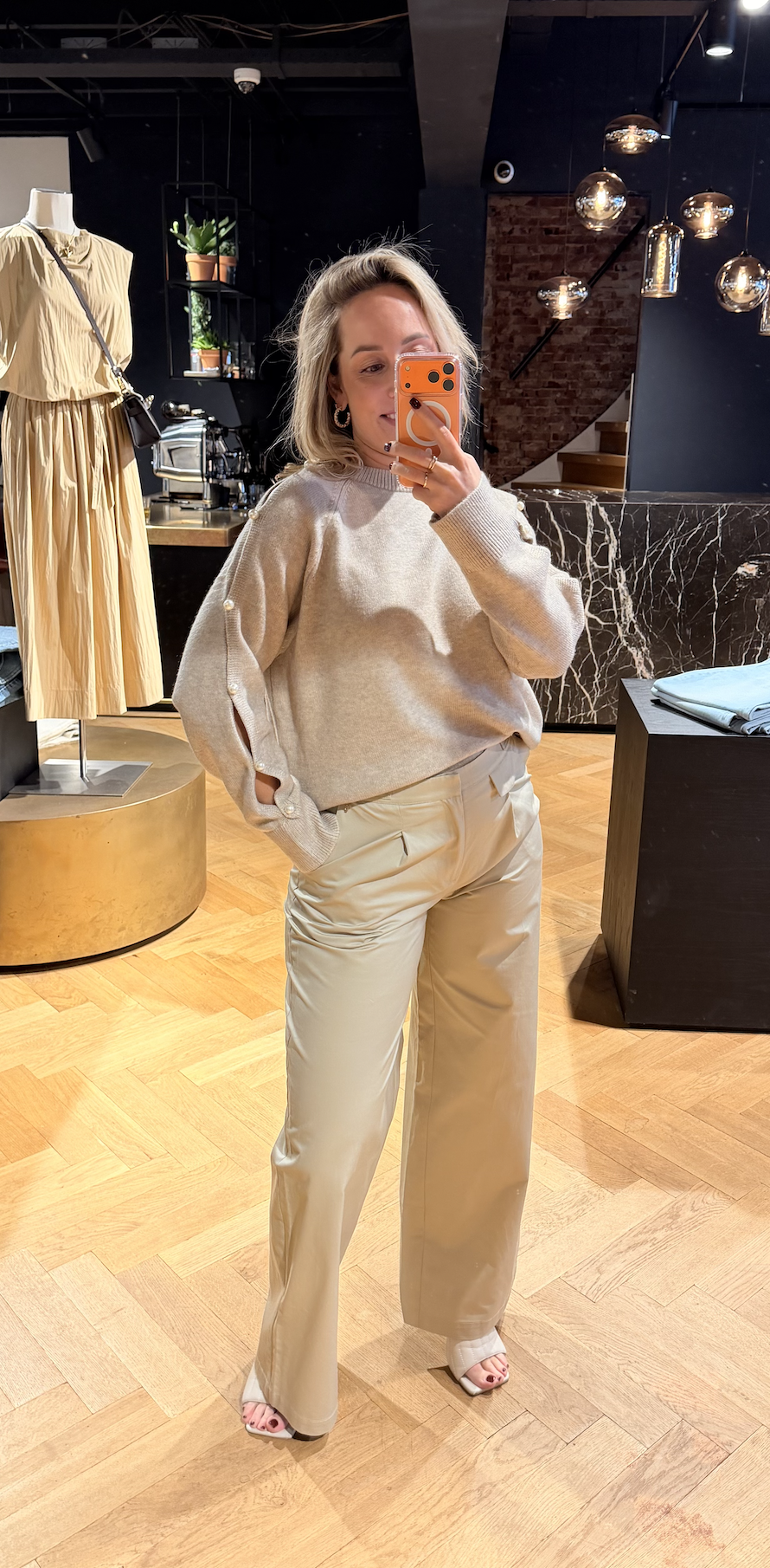 Rowan Pearl Sleeve Knit