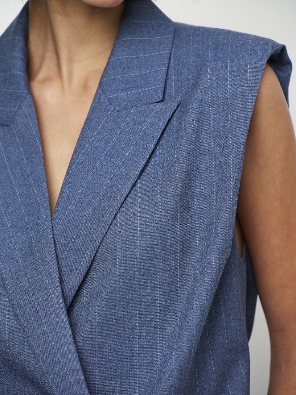 Jarod pinstripe gilet