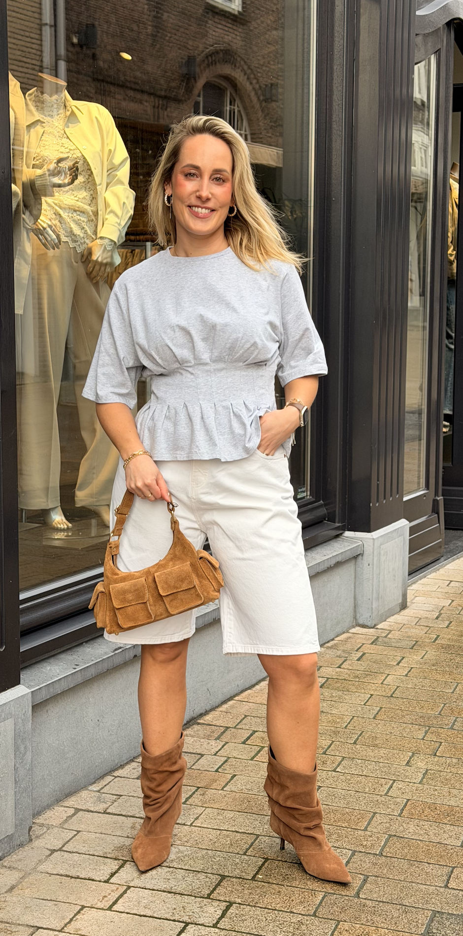 Inez tee