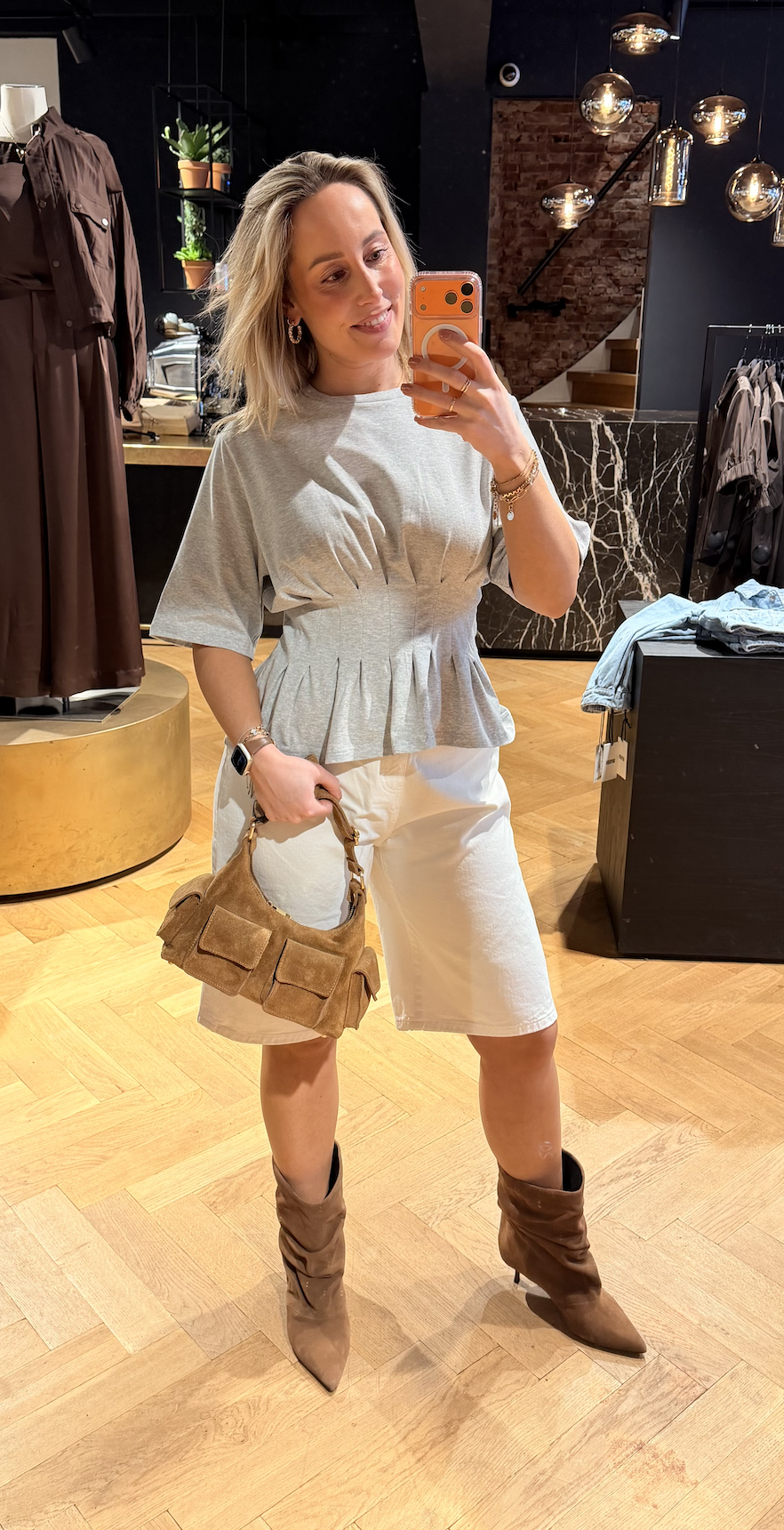 Inez tee