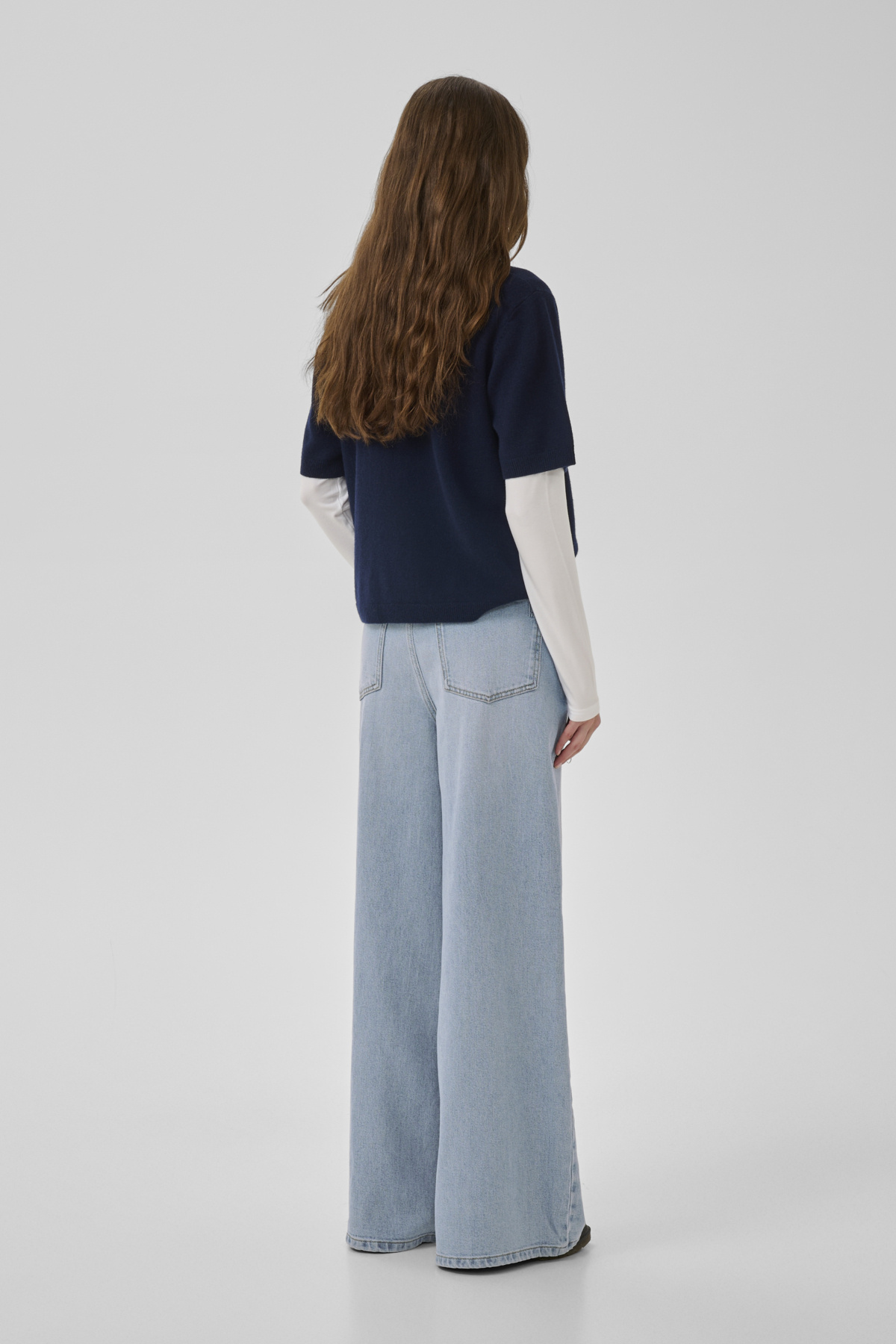 Jessie Low-Crotch X-Wide