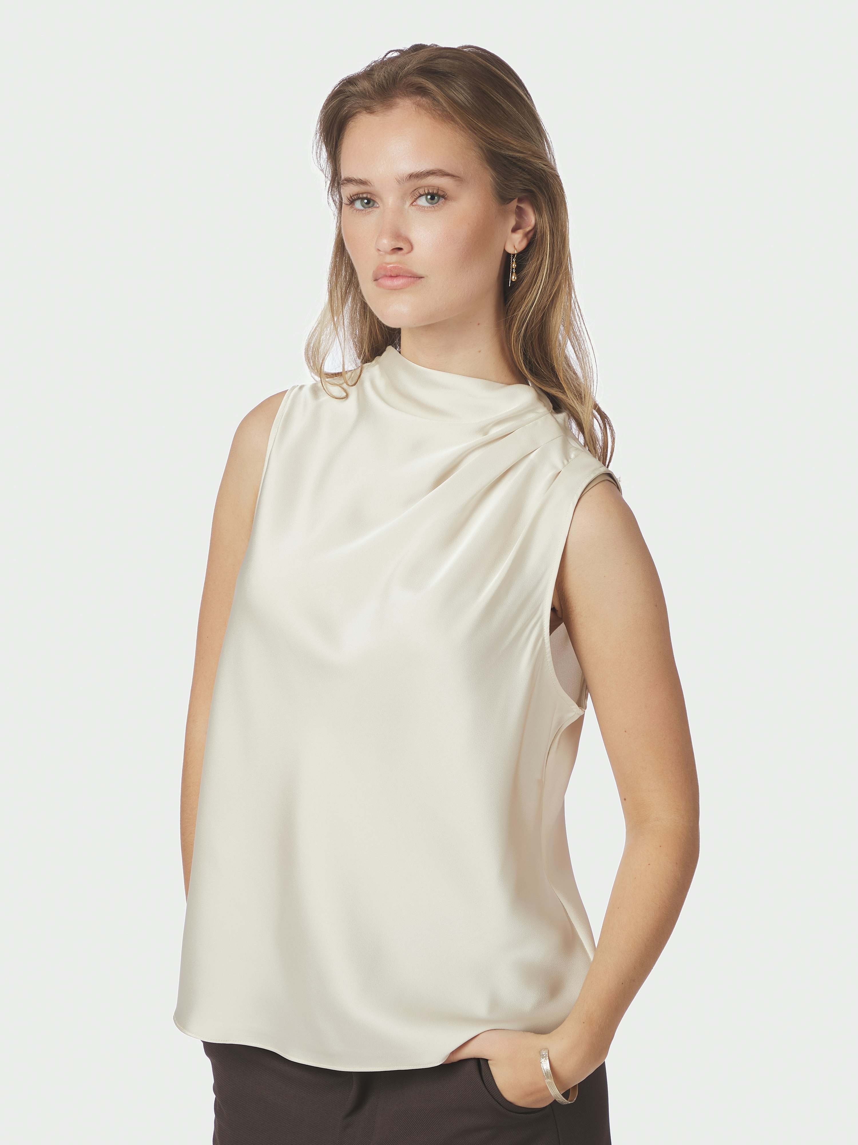 Neo Noir Isola Drapy Satin Top