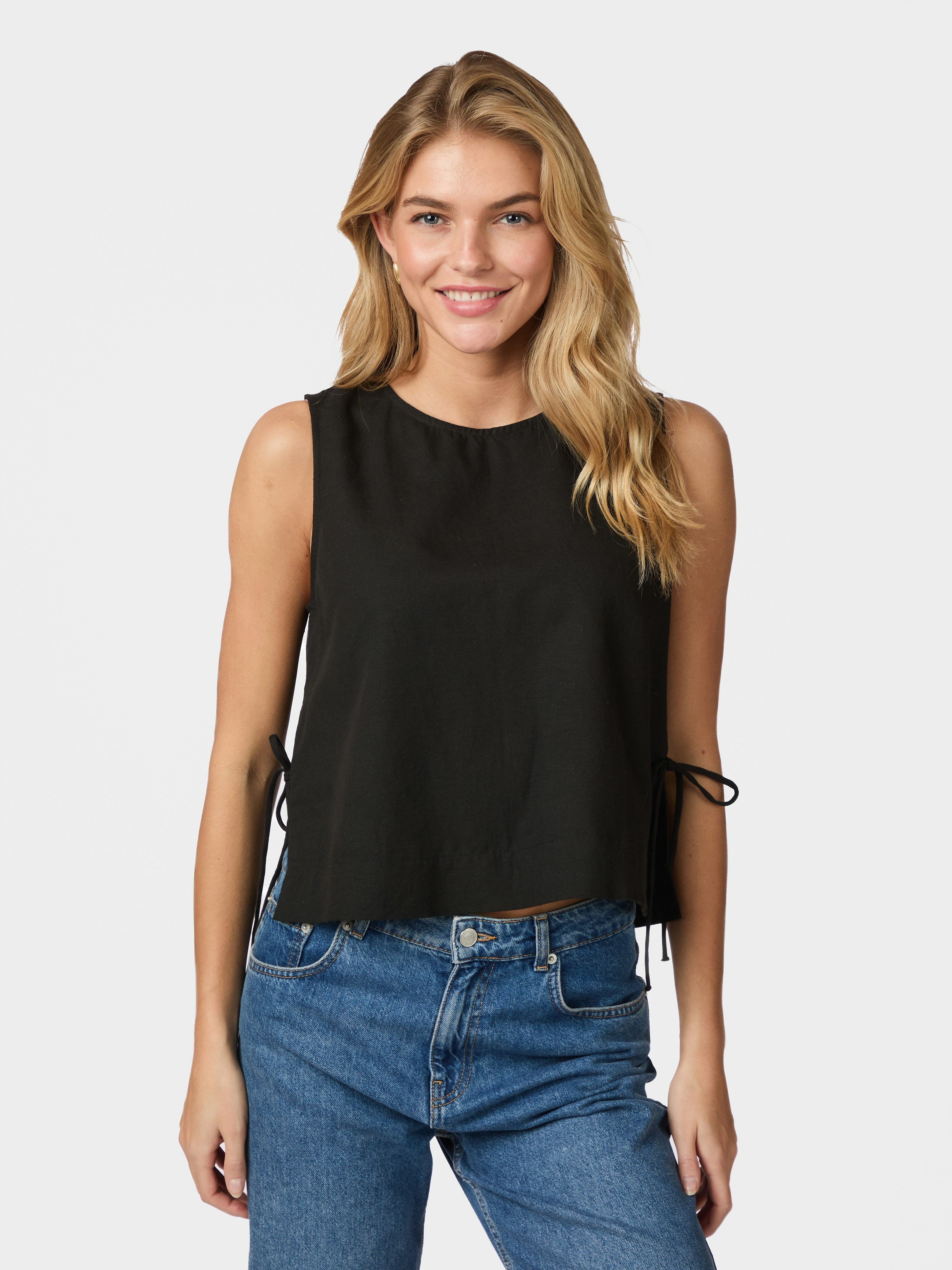 Neo Noir Svetlana top