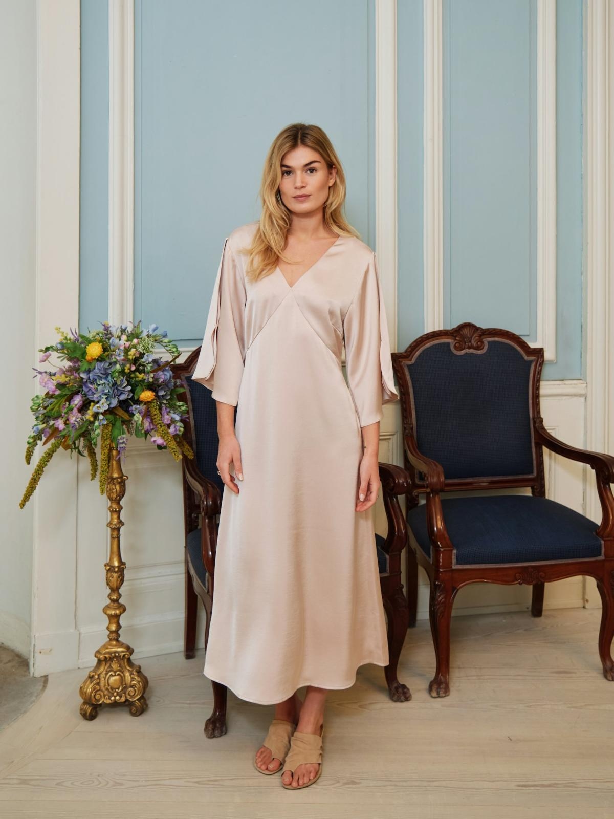 Neo Noir Remara Heavy Sateen Dress