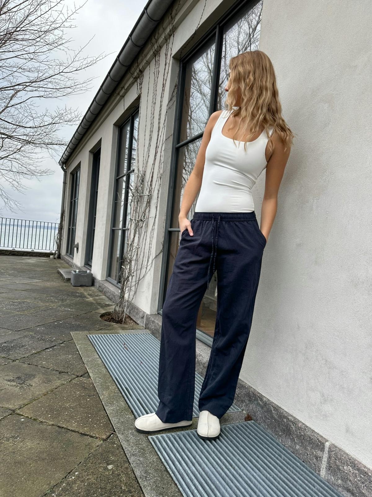 Neo Noir Sonar Linen pants