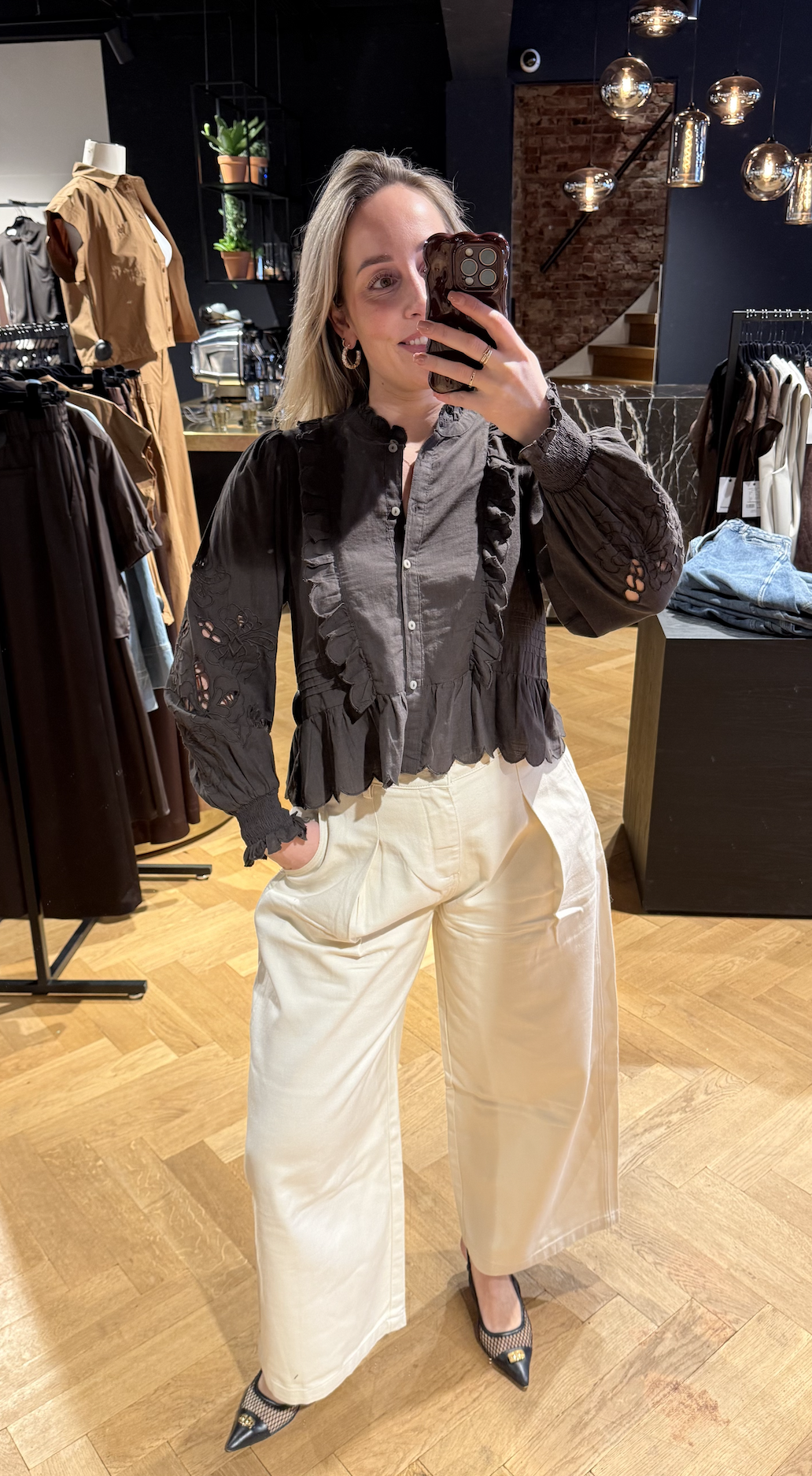 Petrine Embroidery Blouse