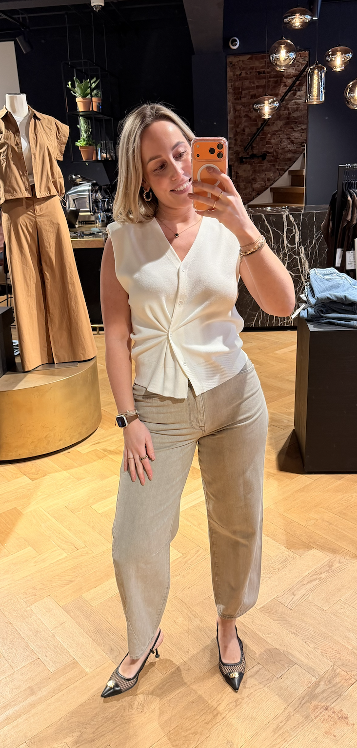 Brave barrel leg jeans