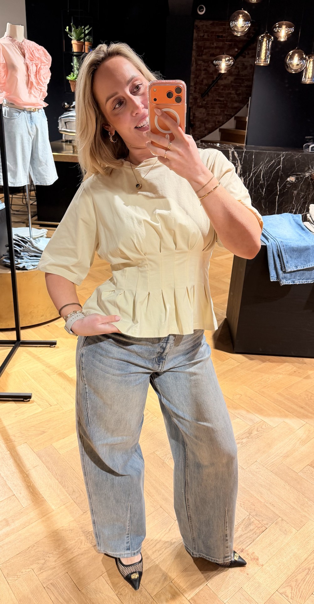 Inez tee