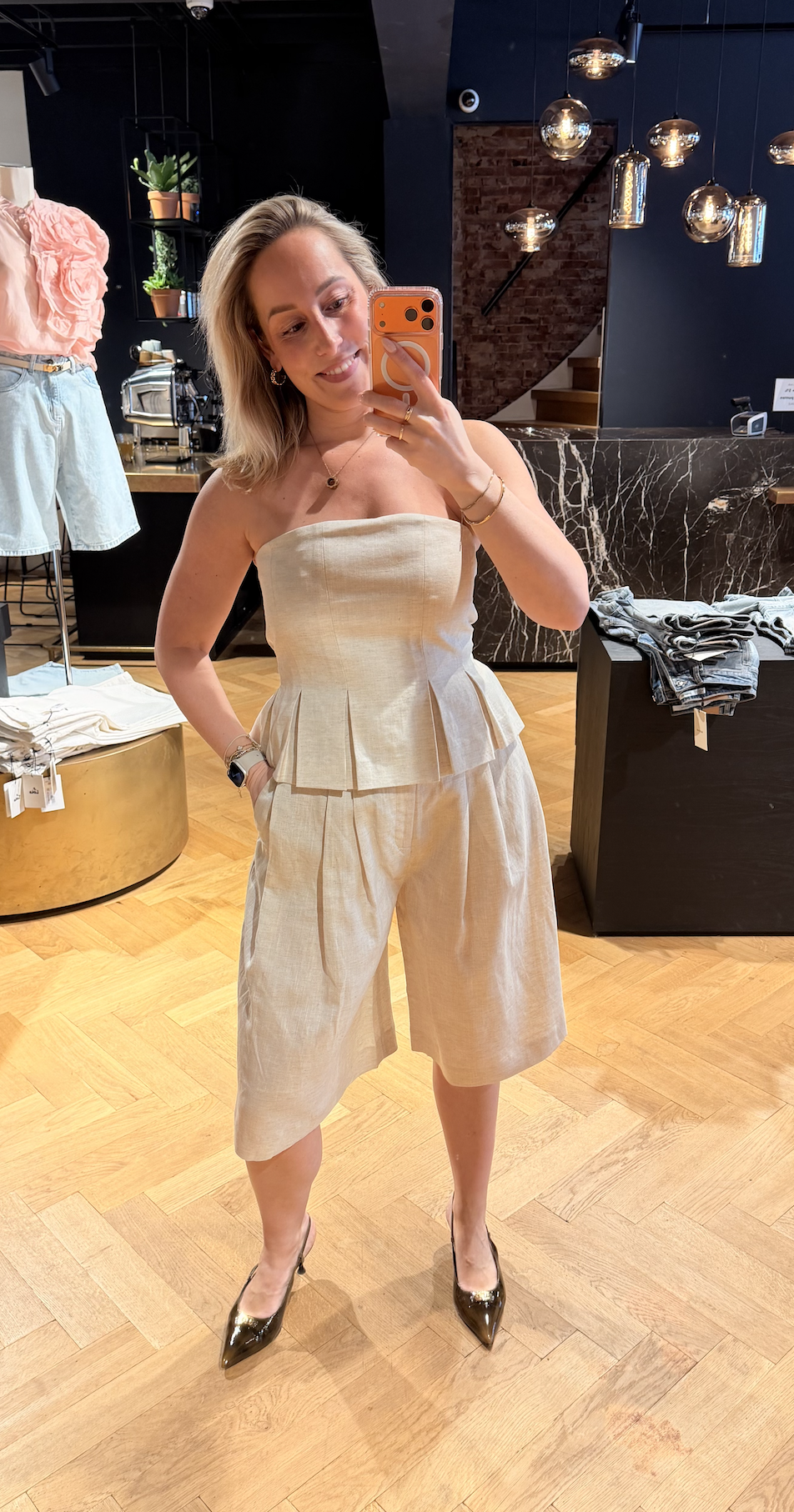 Riava corsage top