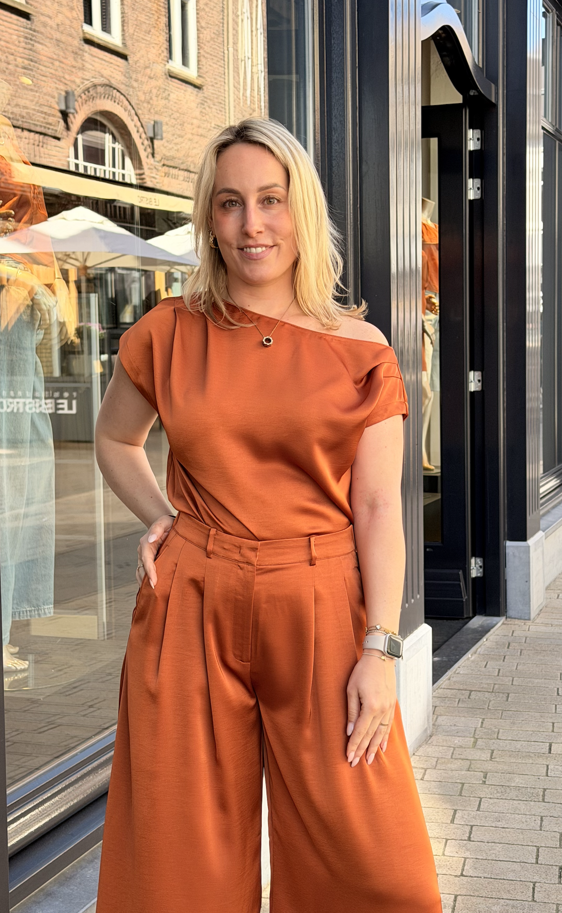Roam satin drapy top