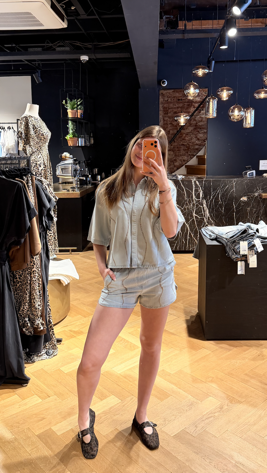 Shop The Look 561