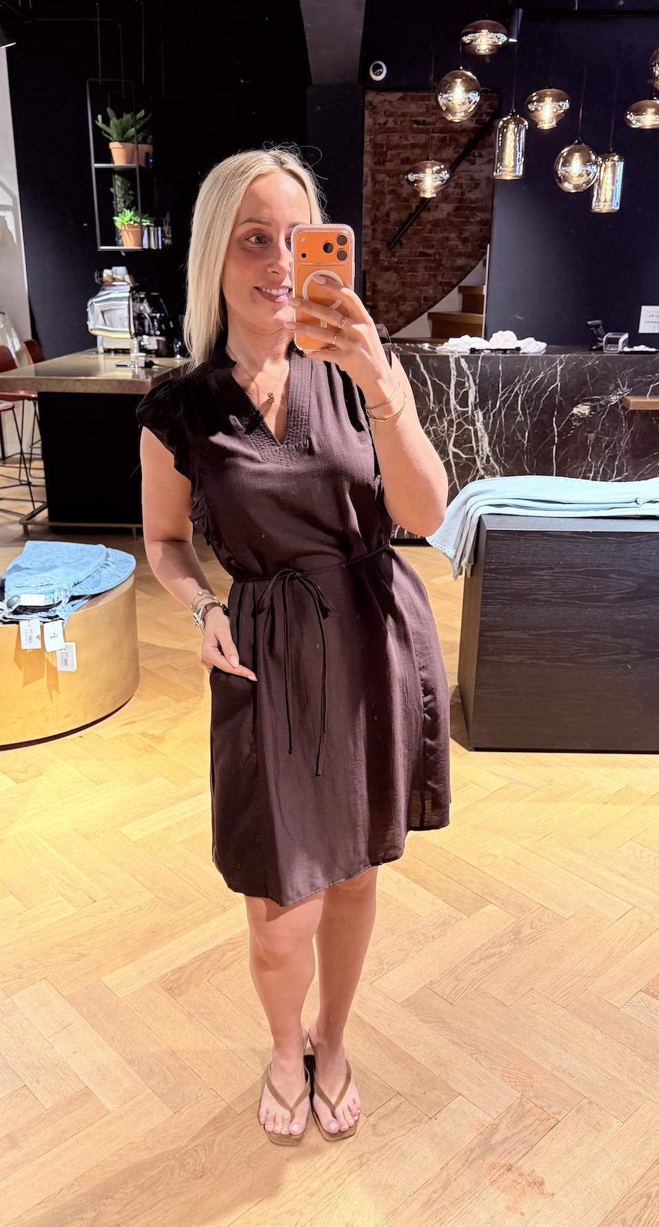 Hera Frill SS Crop V-Dress
