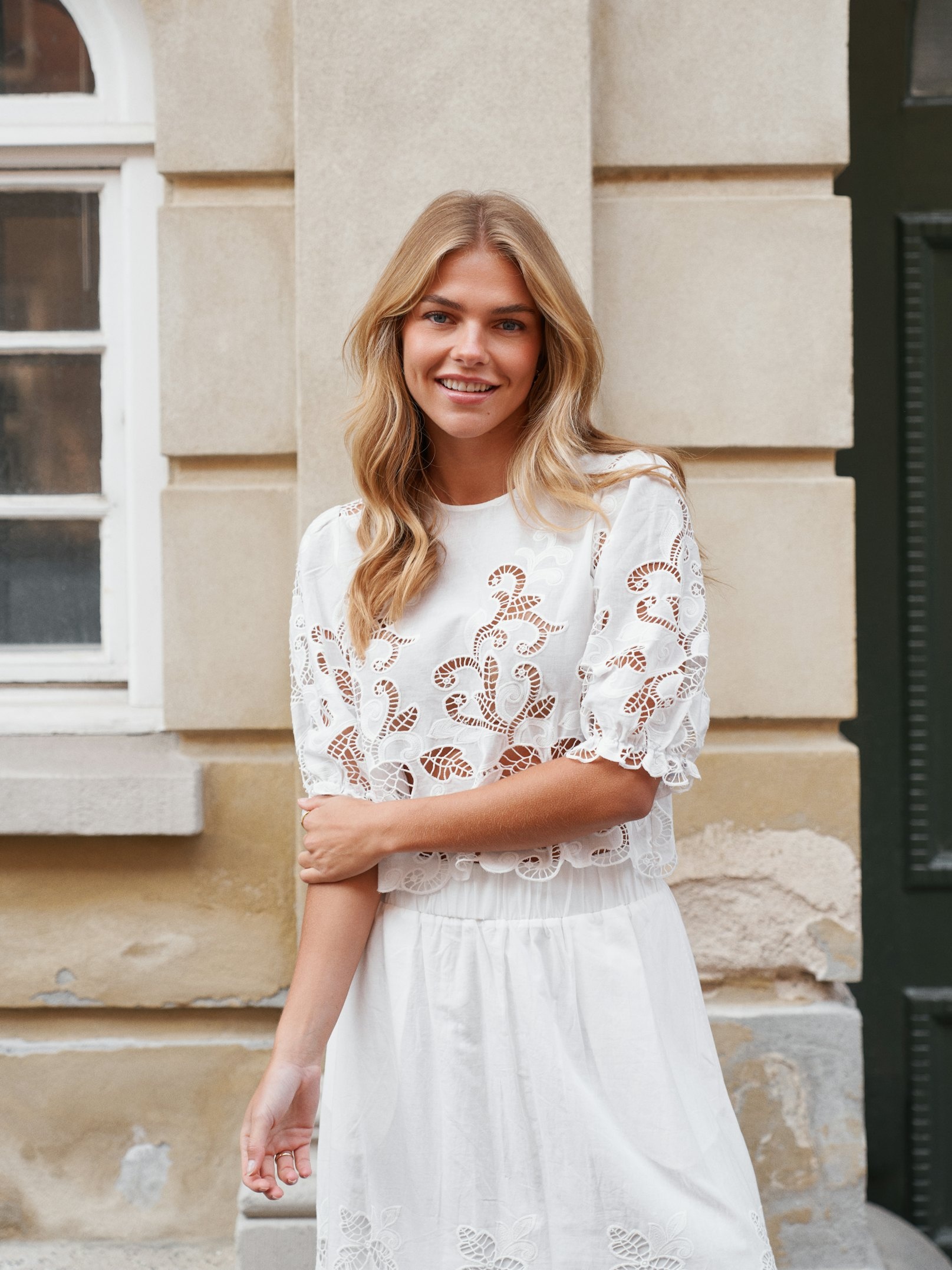 Neo Noir Fia Embroidery Blouse