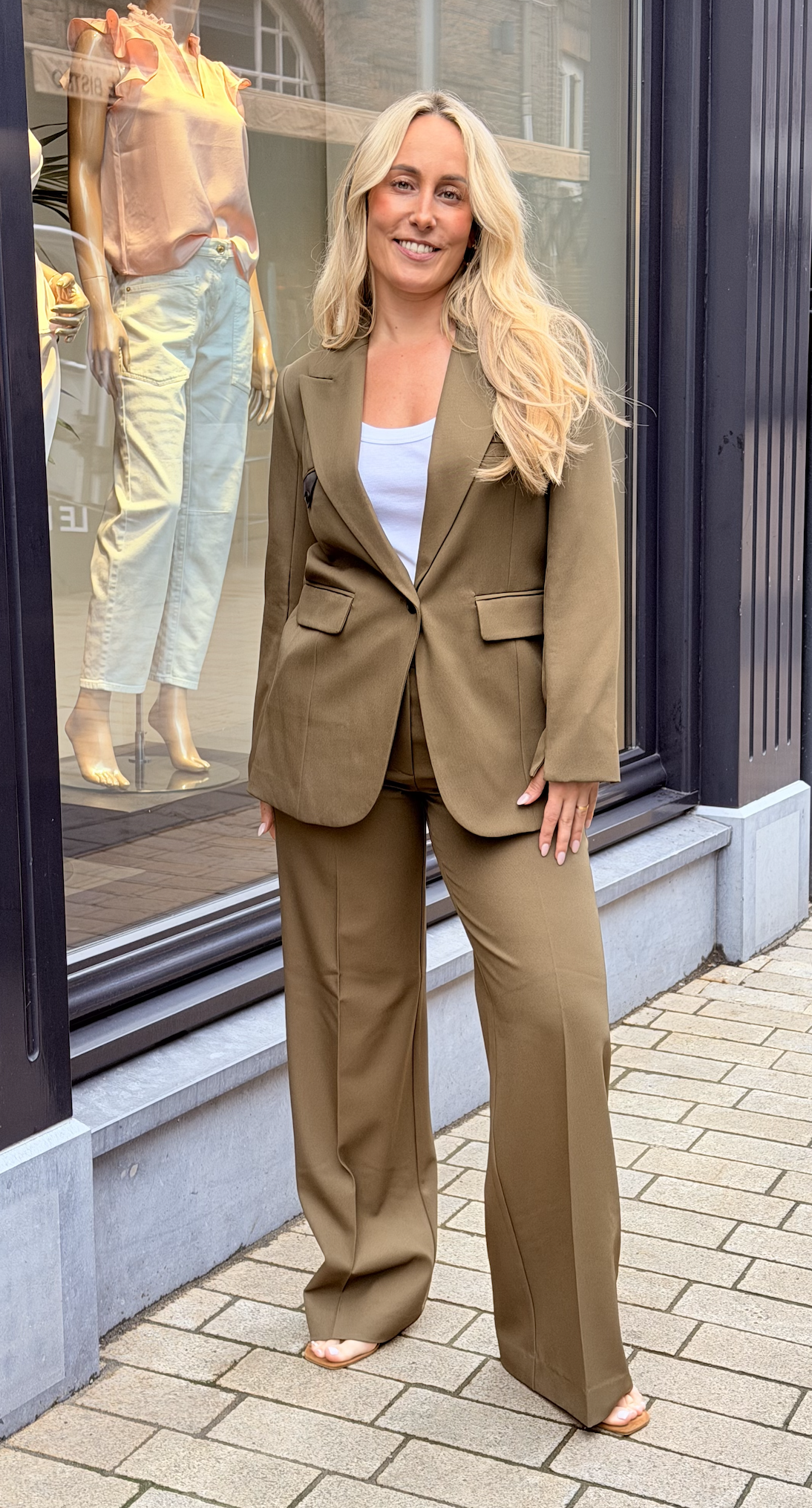 Shop The Look 607