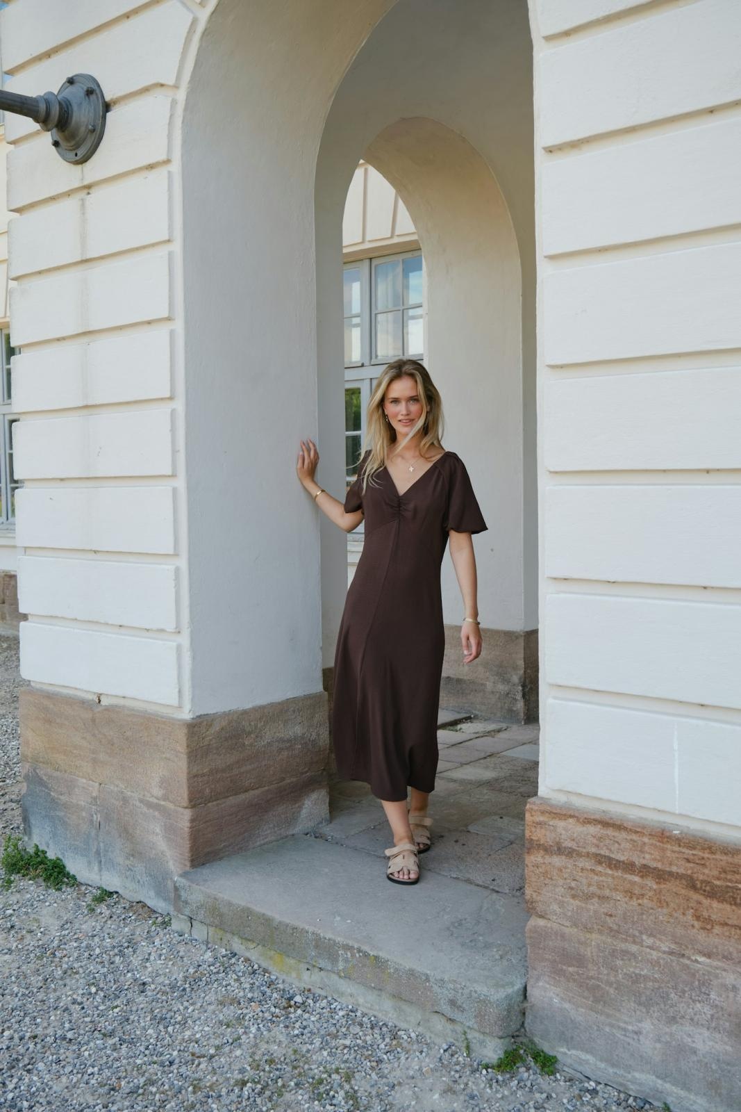 Neo Noir Bomba Structure Solid Dress